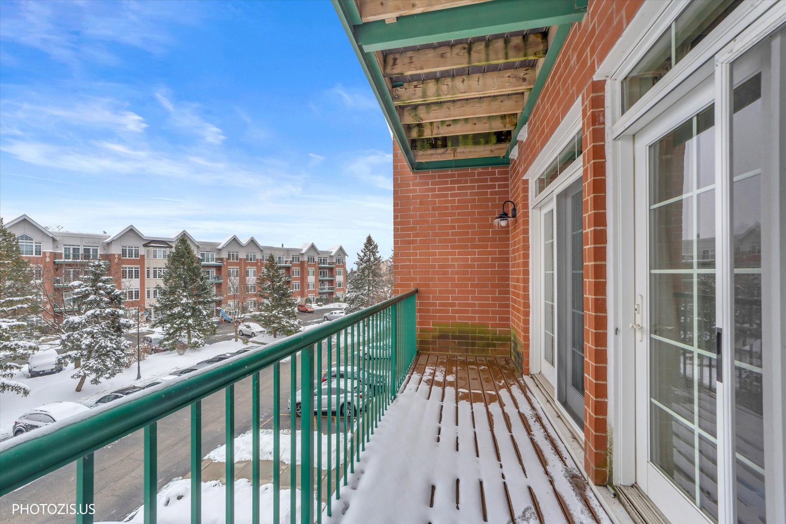 640 Mchenry Road #301, Wheeling, IL 60090