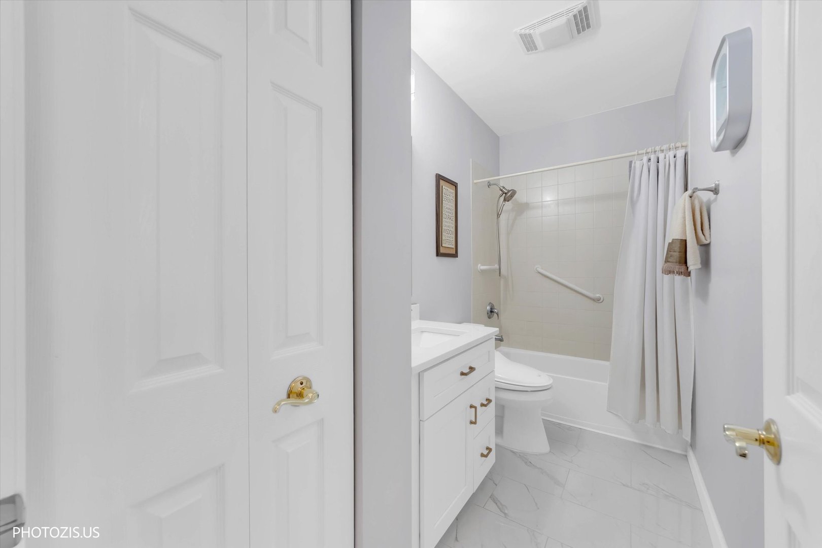 640 Mchenry Road #301, Wheeling, IL 60090