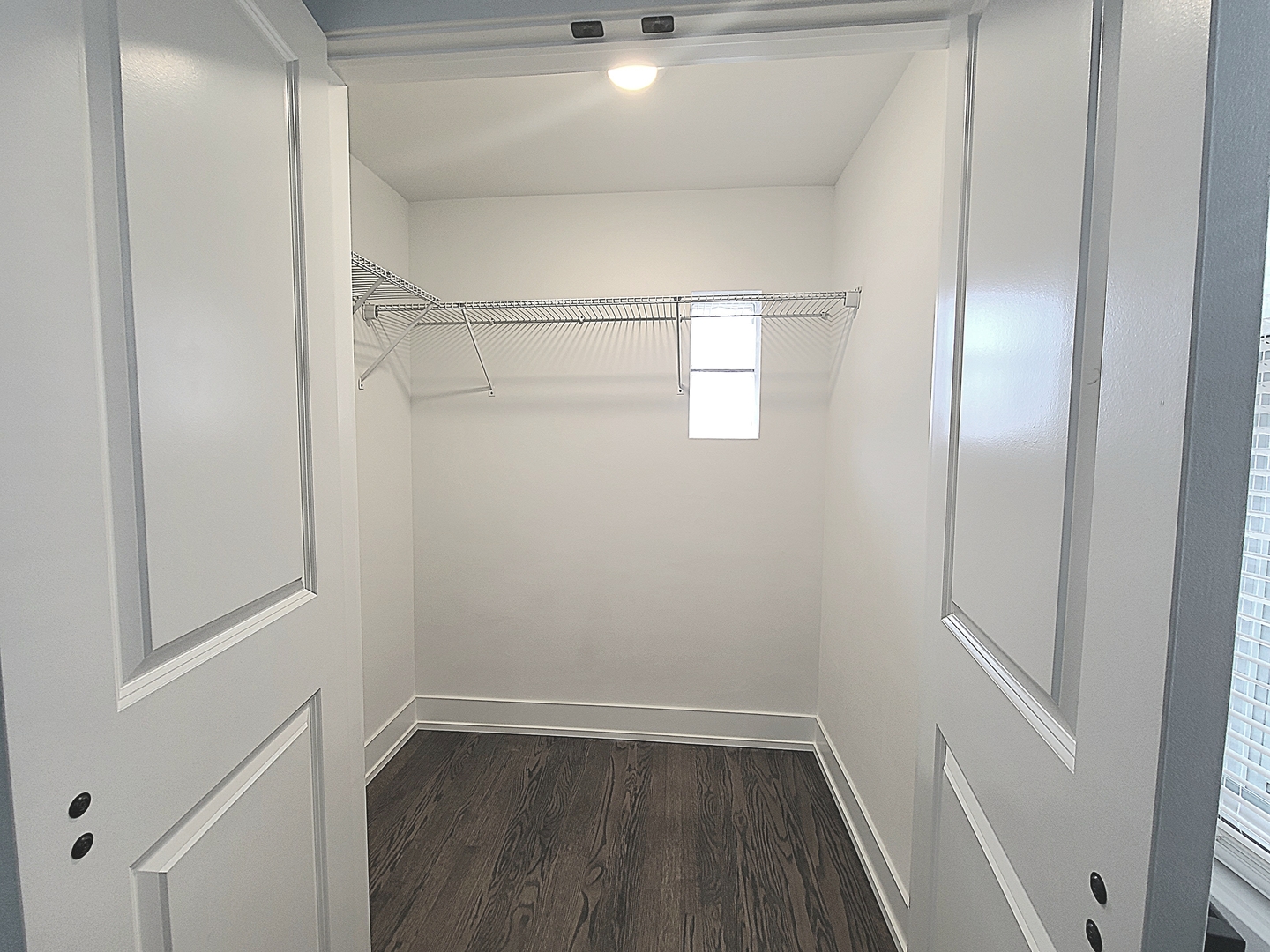 6129 S Parkside Avenue, Chicago, IL 60638