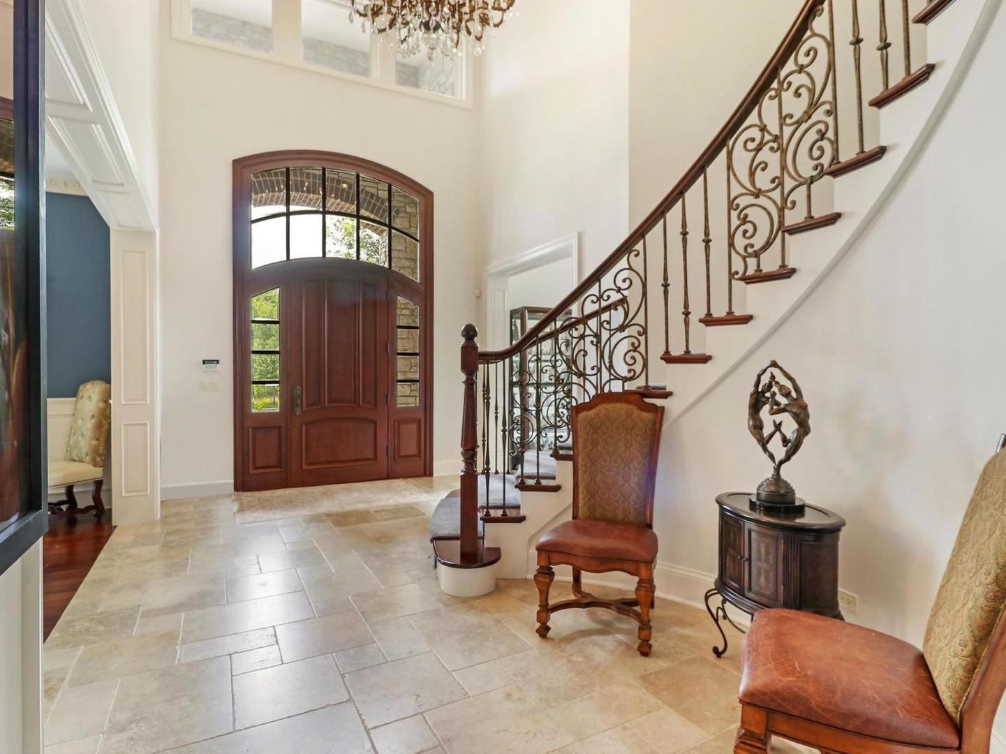 34 Abbey Woods Drive, Barrington Hills, IL 60010