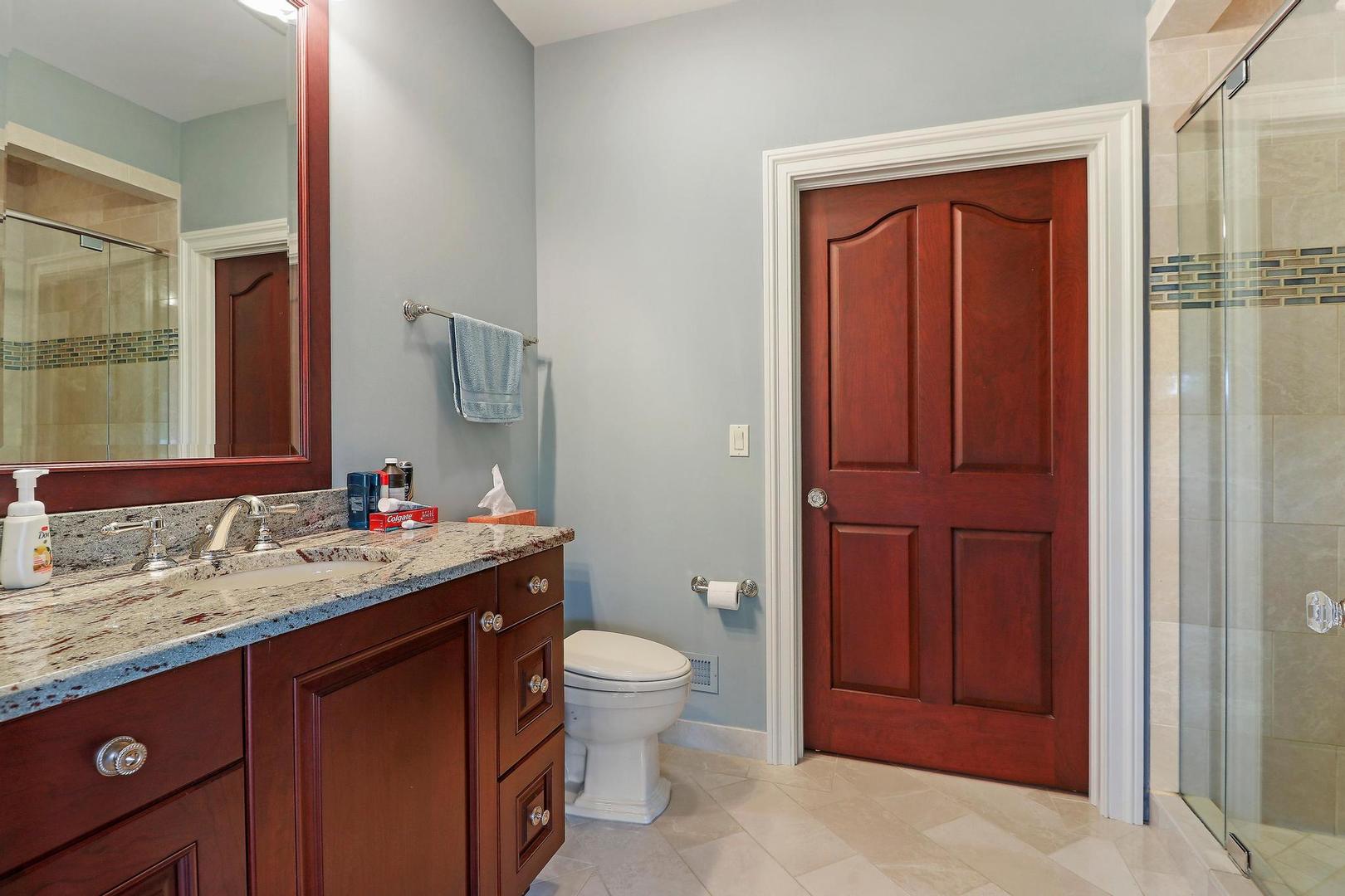 34 Abbey Woods Drive, Barrington Hills, IL 60010