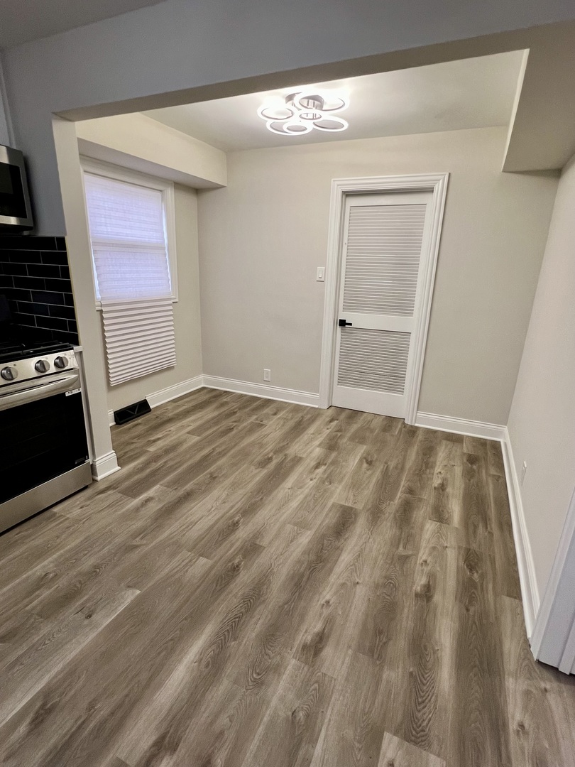 7808 Central Avenue, Burbank, IL 60459