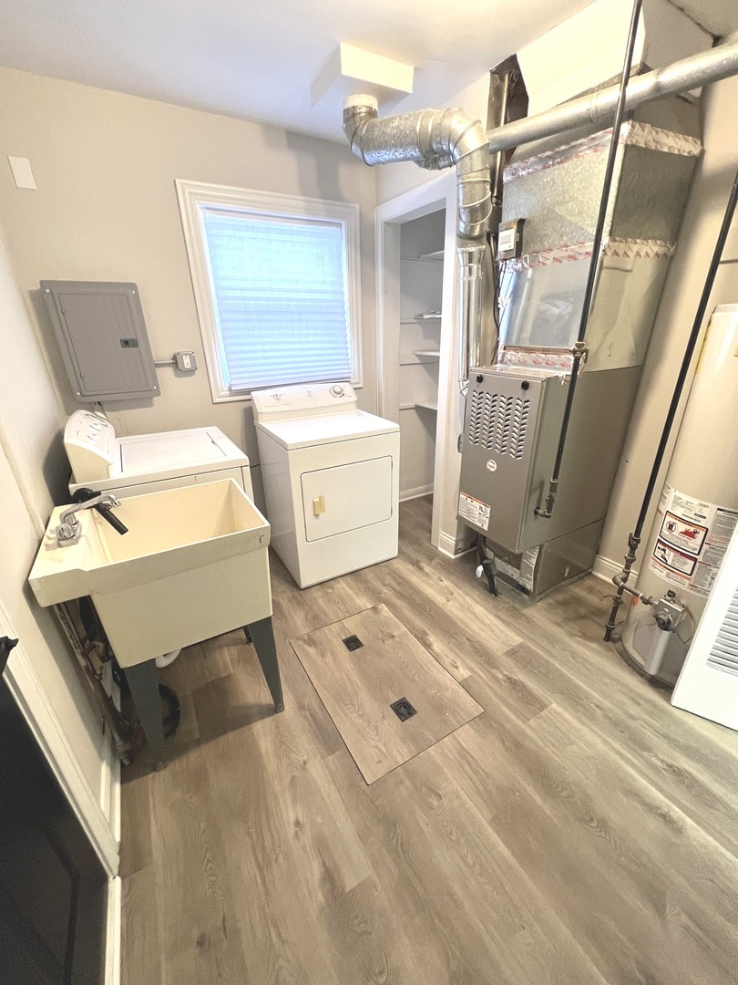 7808 Central Avenue, Burbank, IL 60459