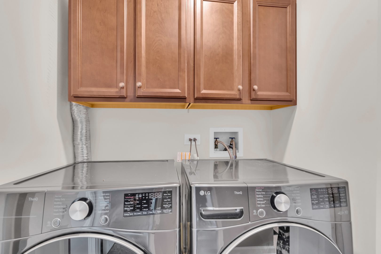 473 Le Parc Circle, Buffalo Grove, IL 60089