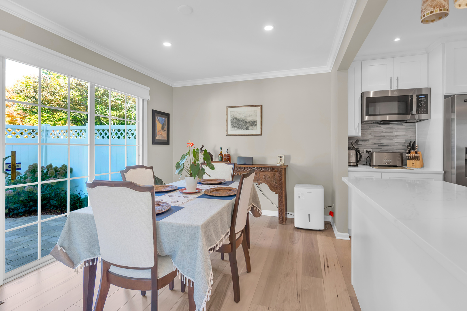 473 Le Parc Circle, Buffalo Grove, IL 60089