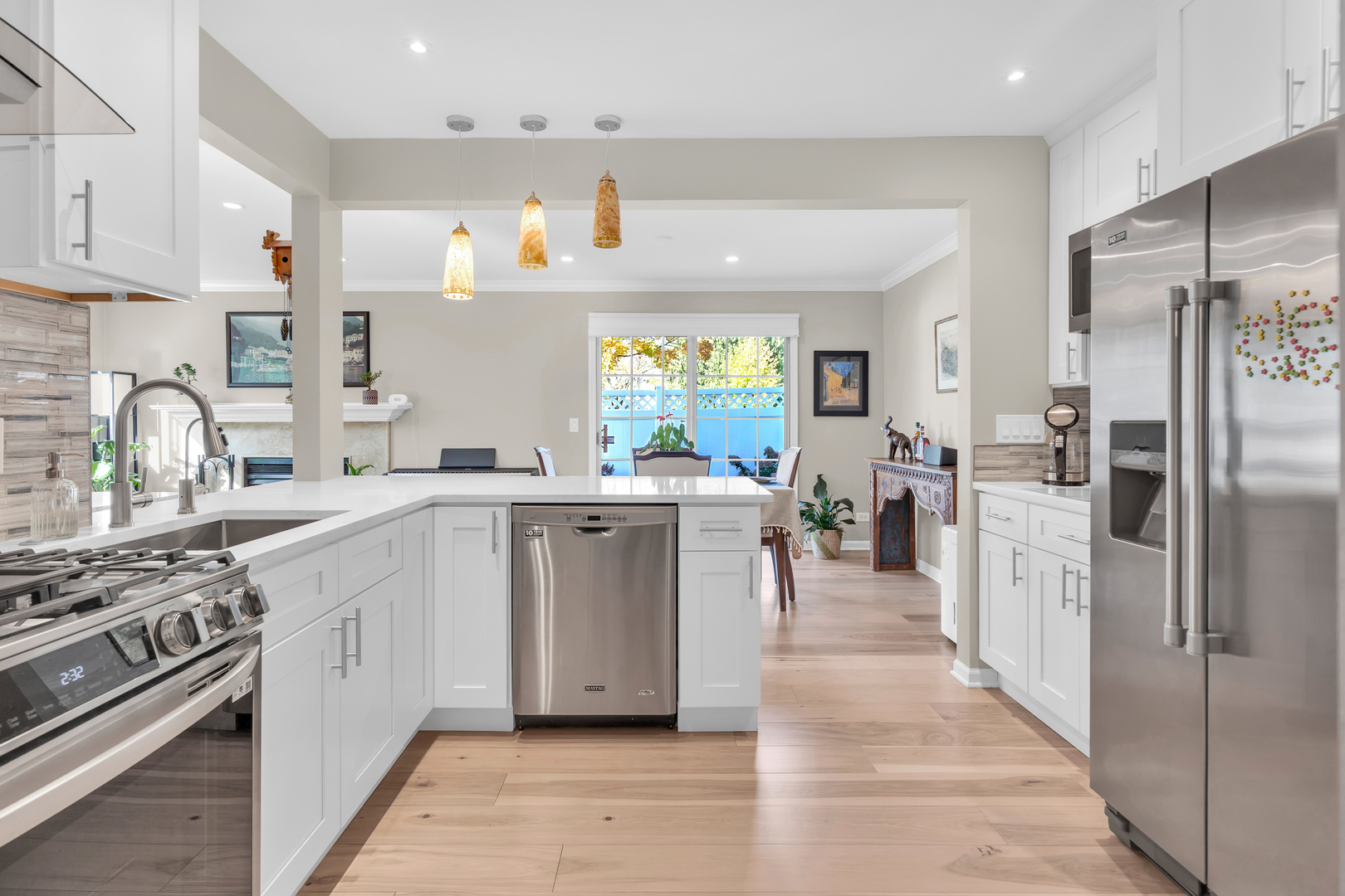 473 Le Parc Circle, Buffalo Grove, IL 60089