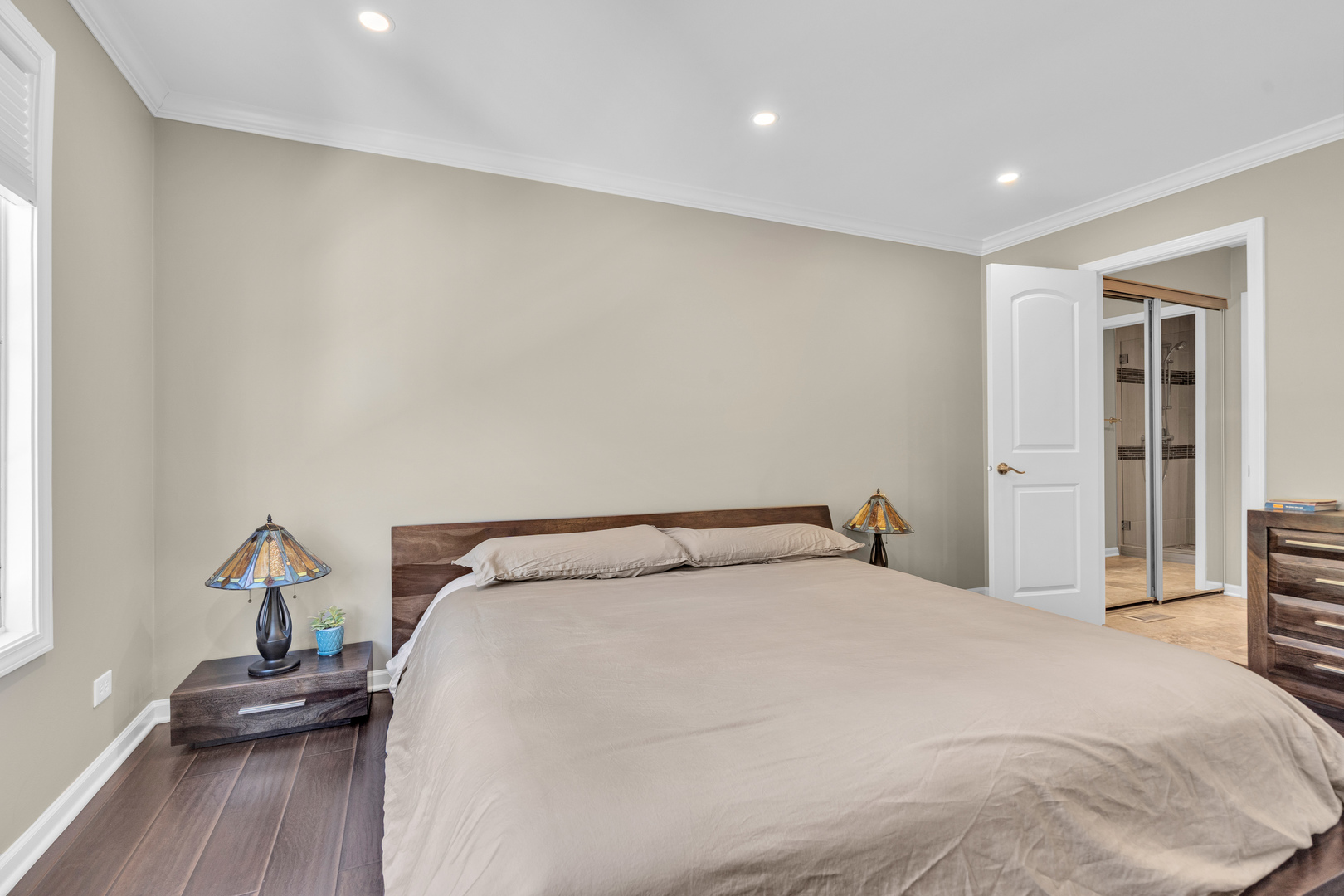 473 Le Parc Circle, Buffalo Grove, IL 60089