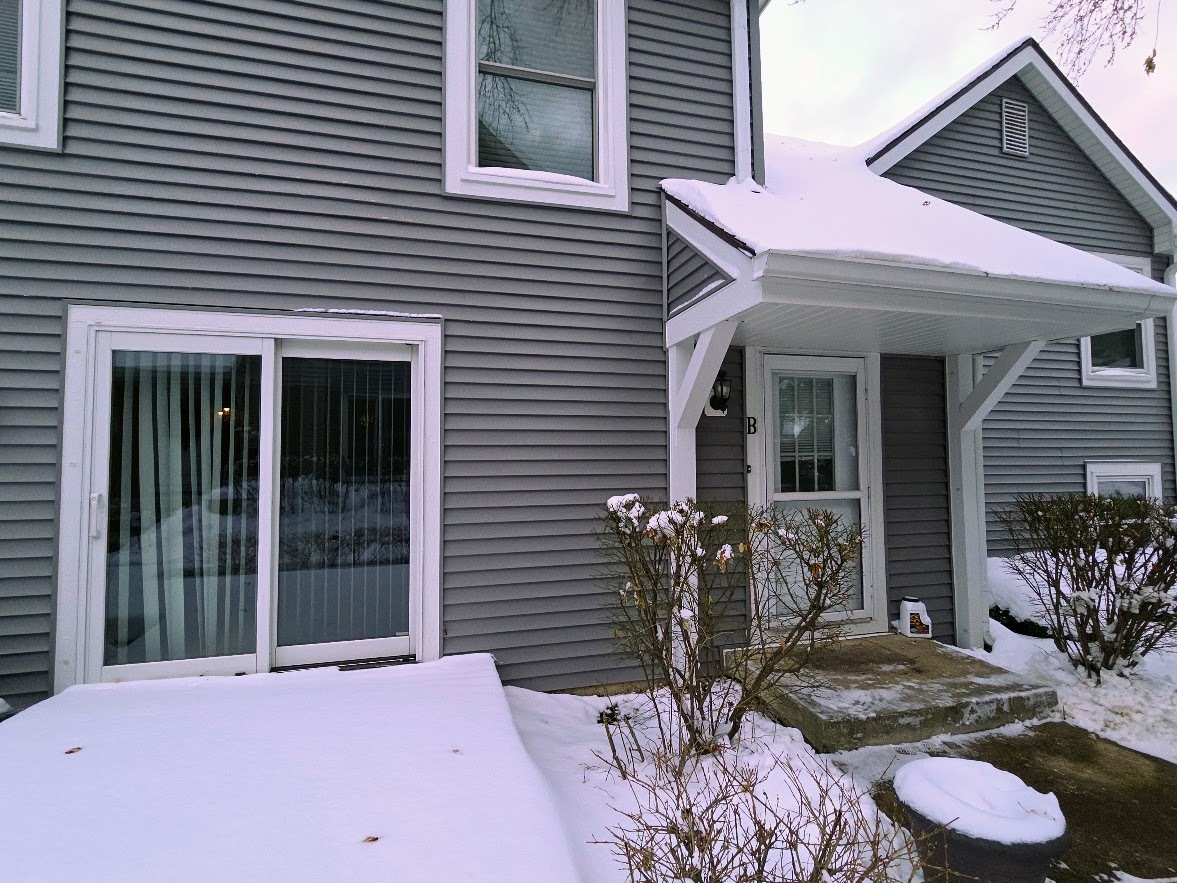 2732 Weeping Willow Road #B, Lisle, IL 60532