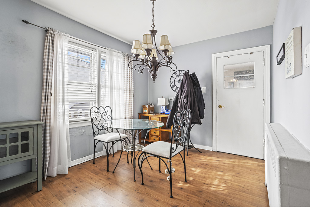 9100 S 55th Avenue, Oak Lawn, IL 60453