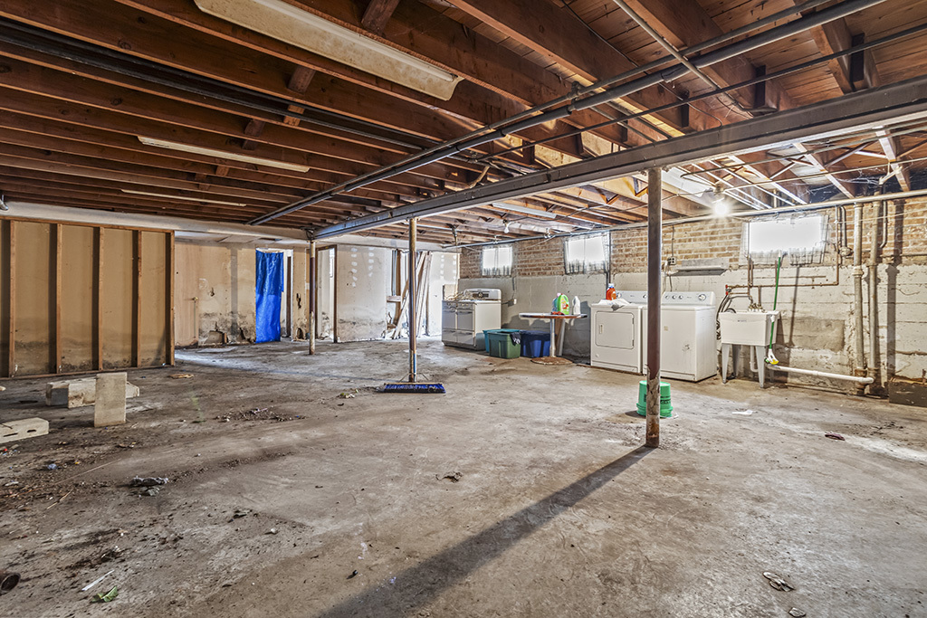 9100 S 55th Avenue, Oak Lawn, IL 60453