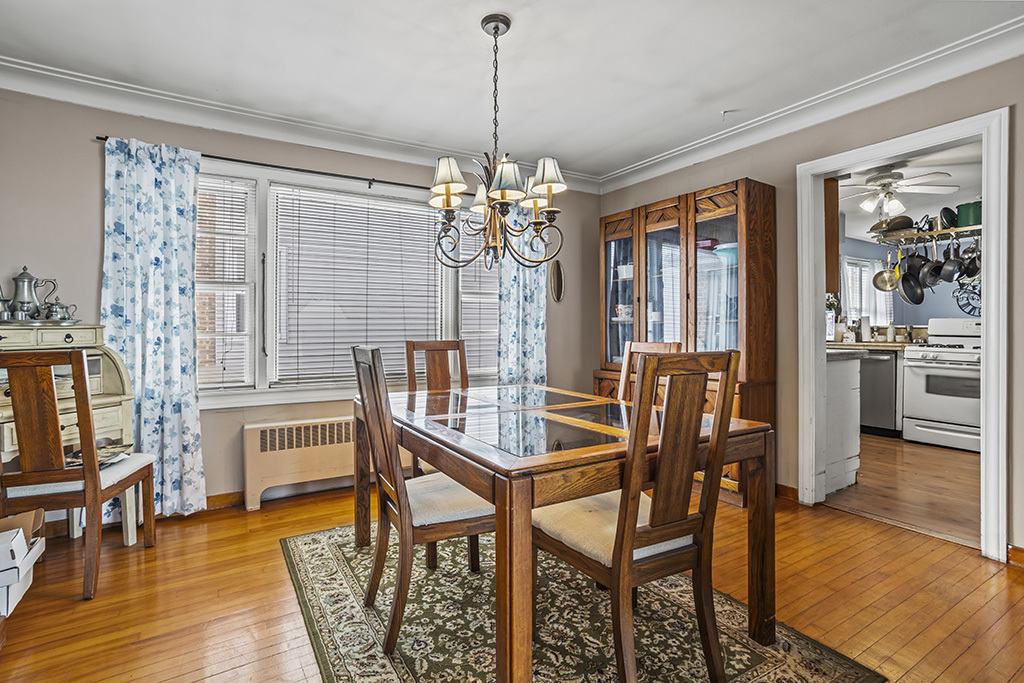 9100 S 55th Avenue, Oak Lawn, IL 60453