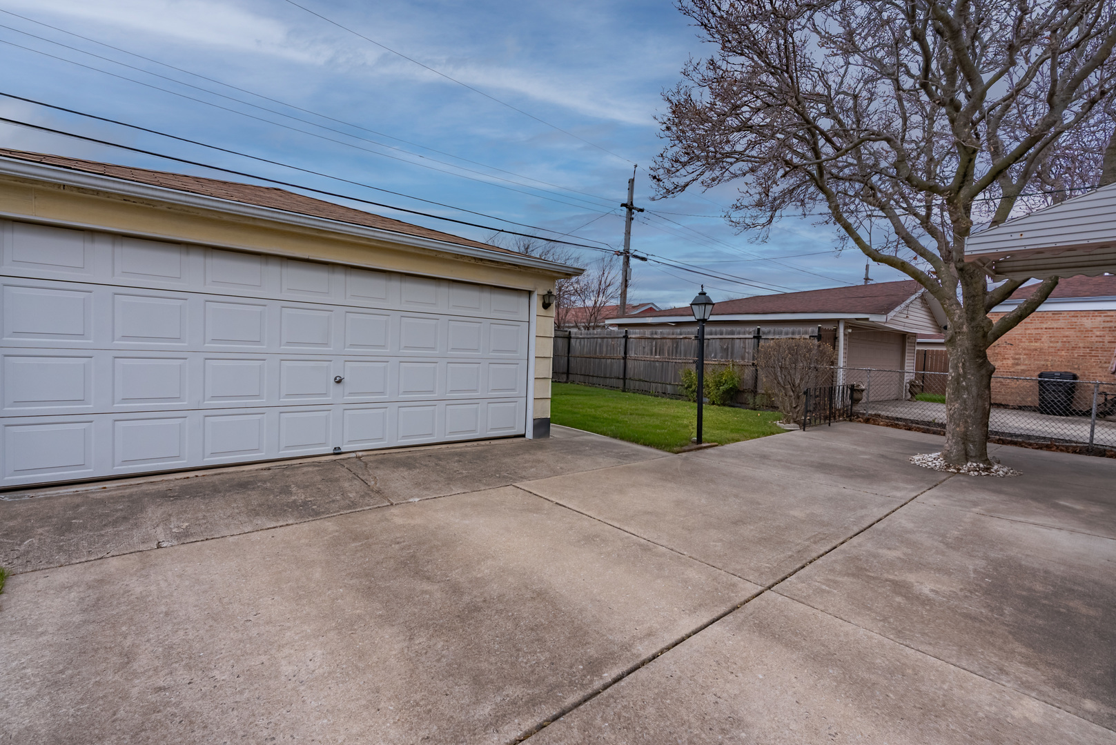 8222 S Kildare Avenue, Chicago, IL 60652