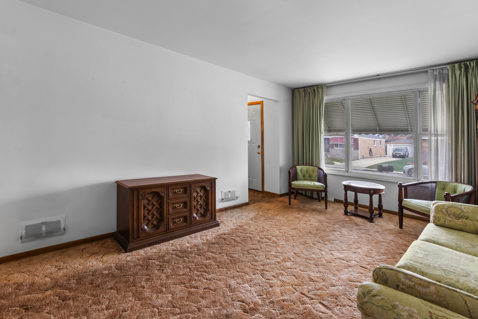 8222 S Kildare Avenue, Chicago, IL 60652