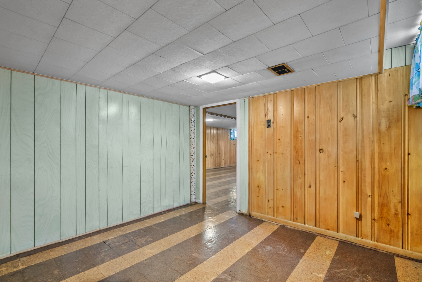 8222 S Kildare Avenue, Chicago, IL 60652