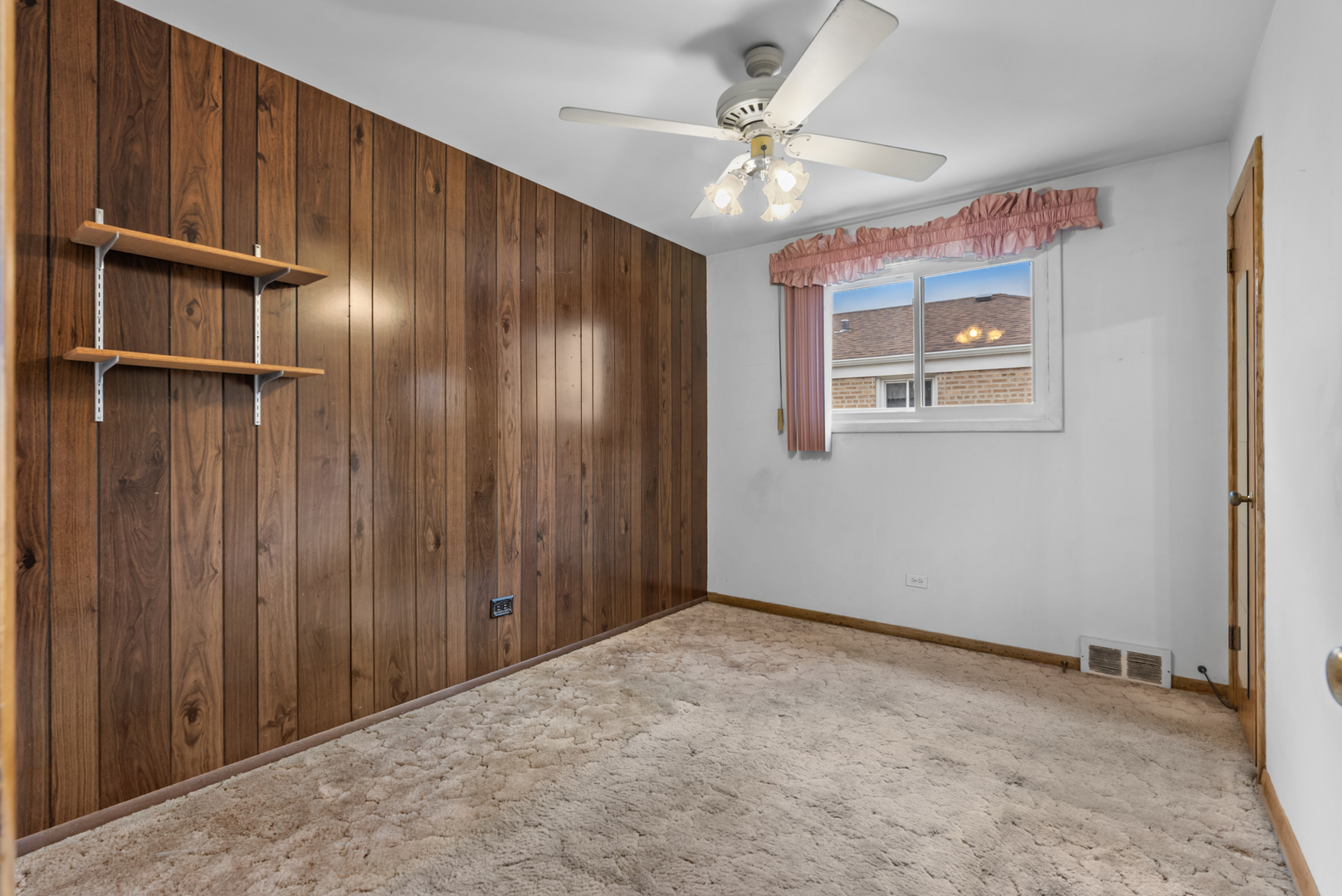 8222 S Kildare Avenue, Chicago, IL 60652