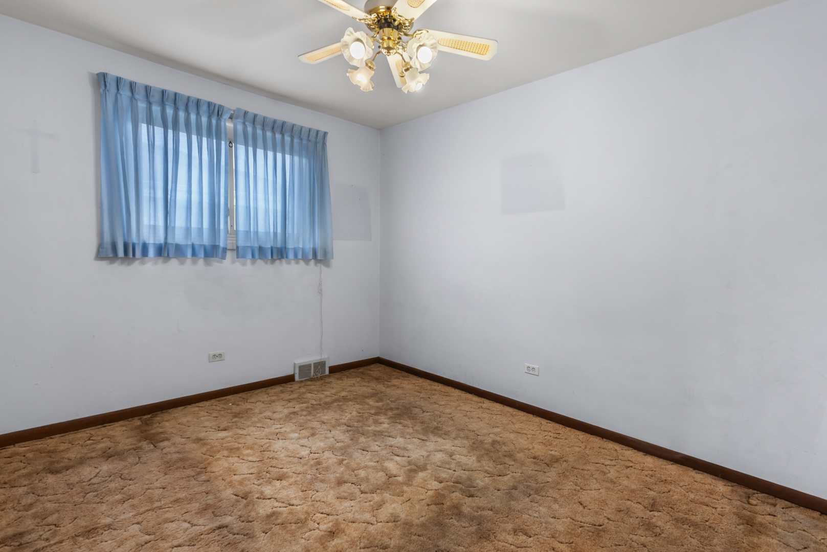 8222 S Kildare Avenue, Chicago, IL 60652