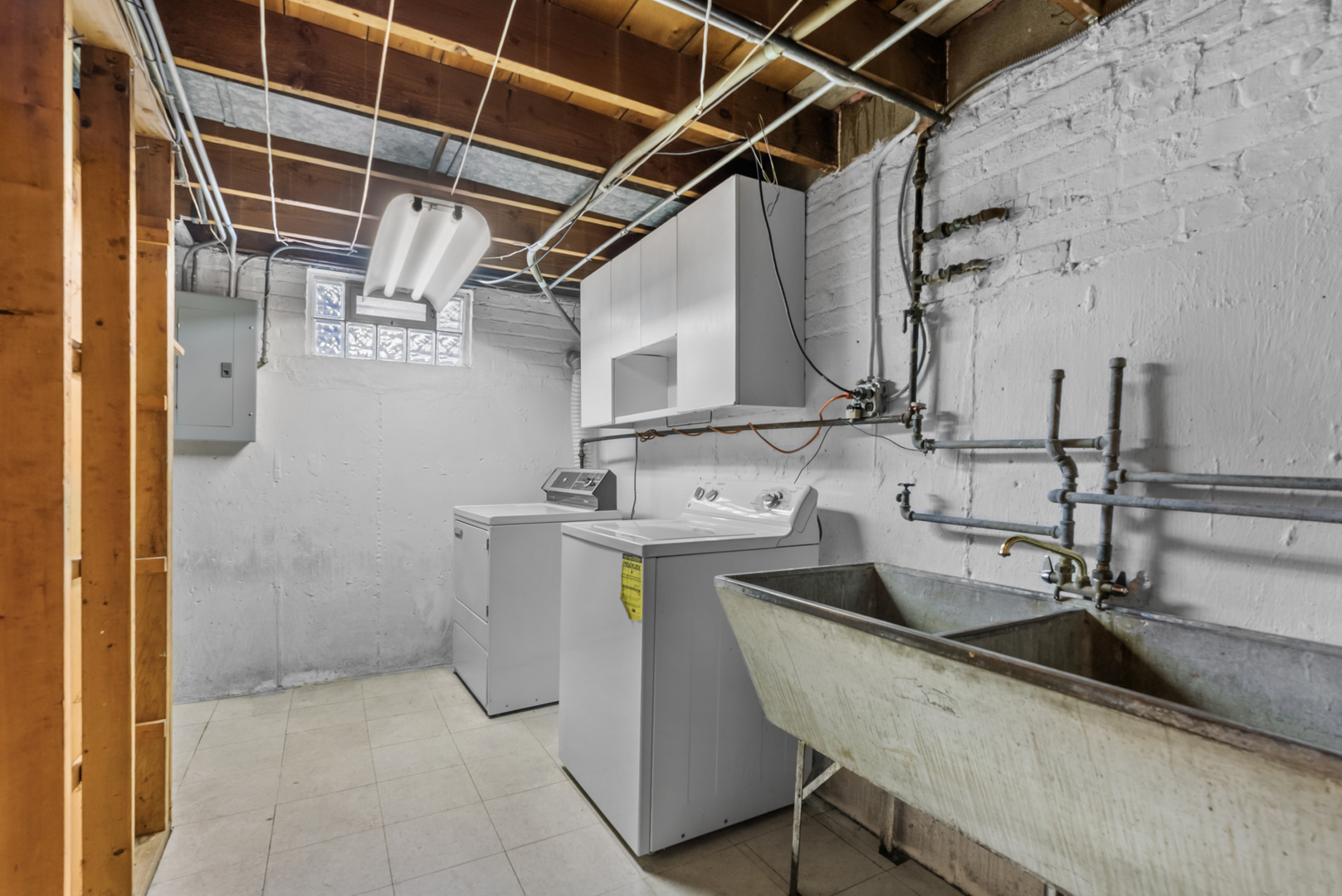 8222 S Kildare Avenue, Chicago, IL 60652