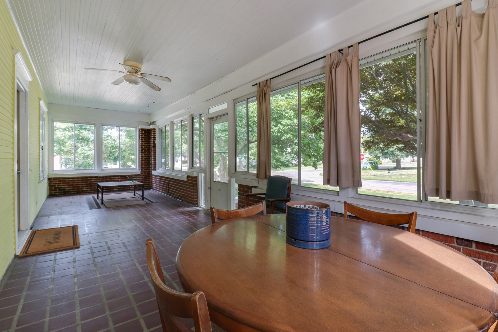 106 W Boundary Street, Stanford, IL 61774