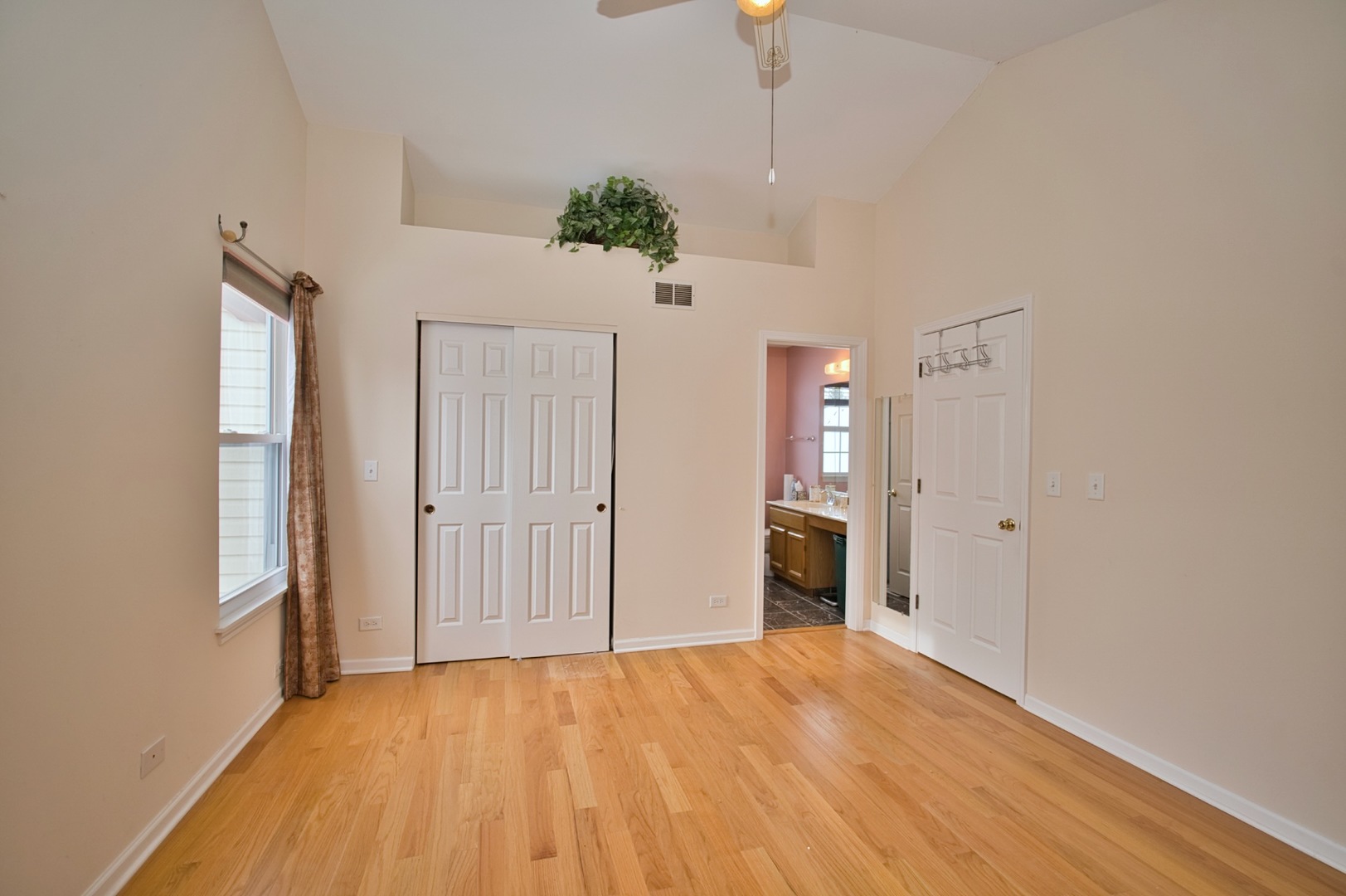 493 Harvard Lane, Bartlett, IL 60103