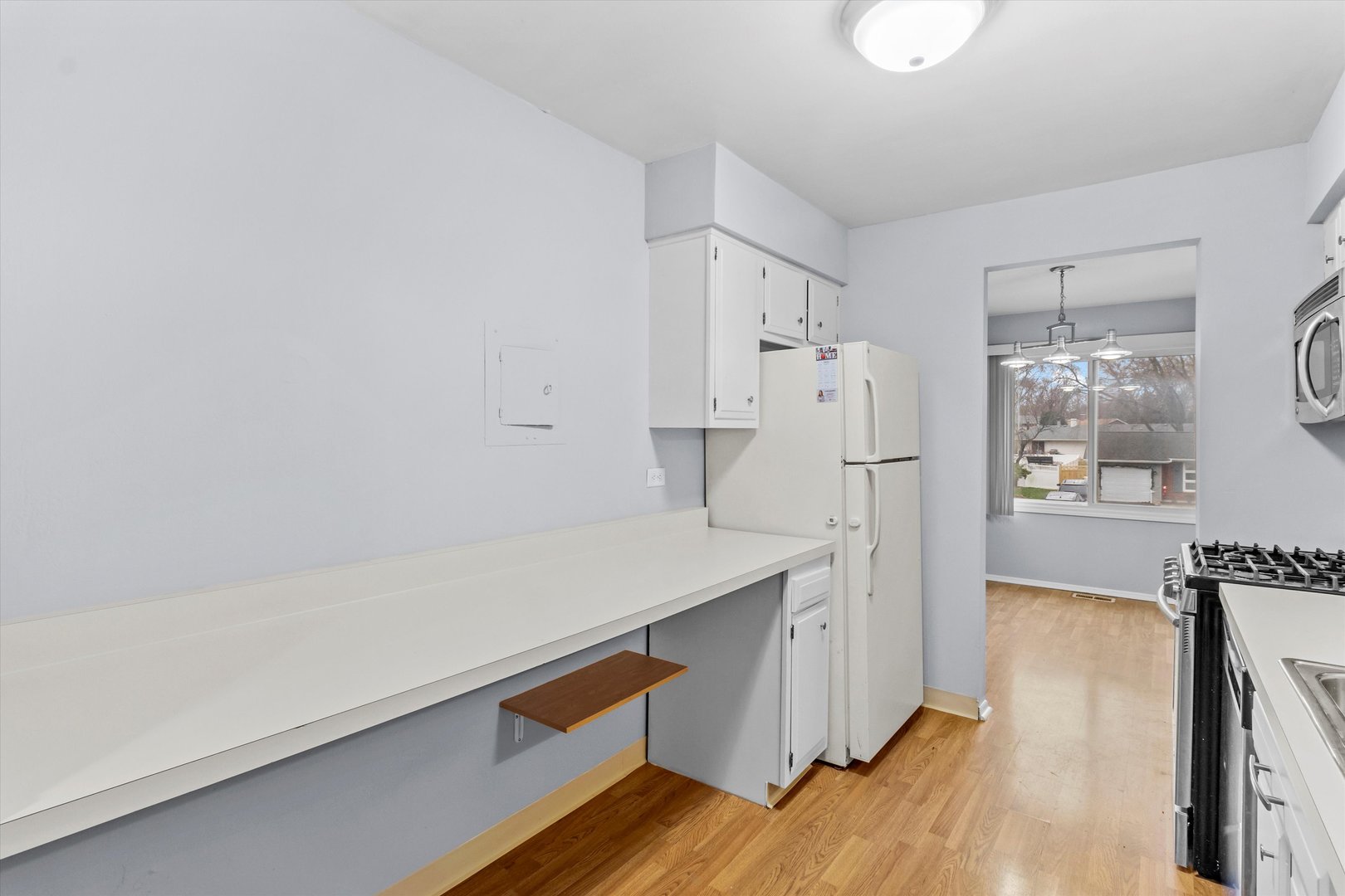 3026 Roberts Drive #7, Woodridge, IL 60517