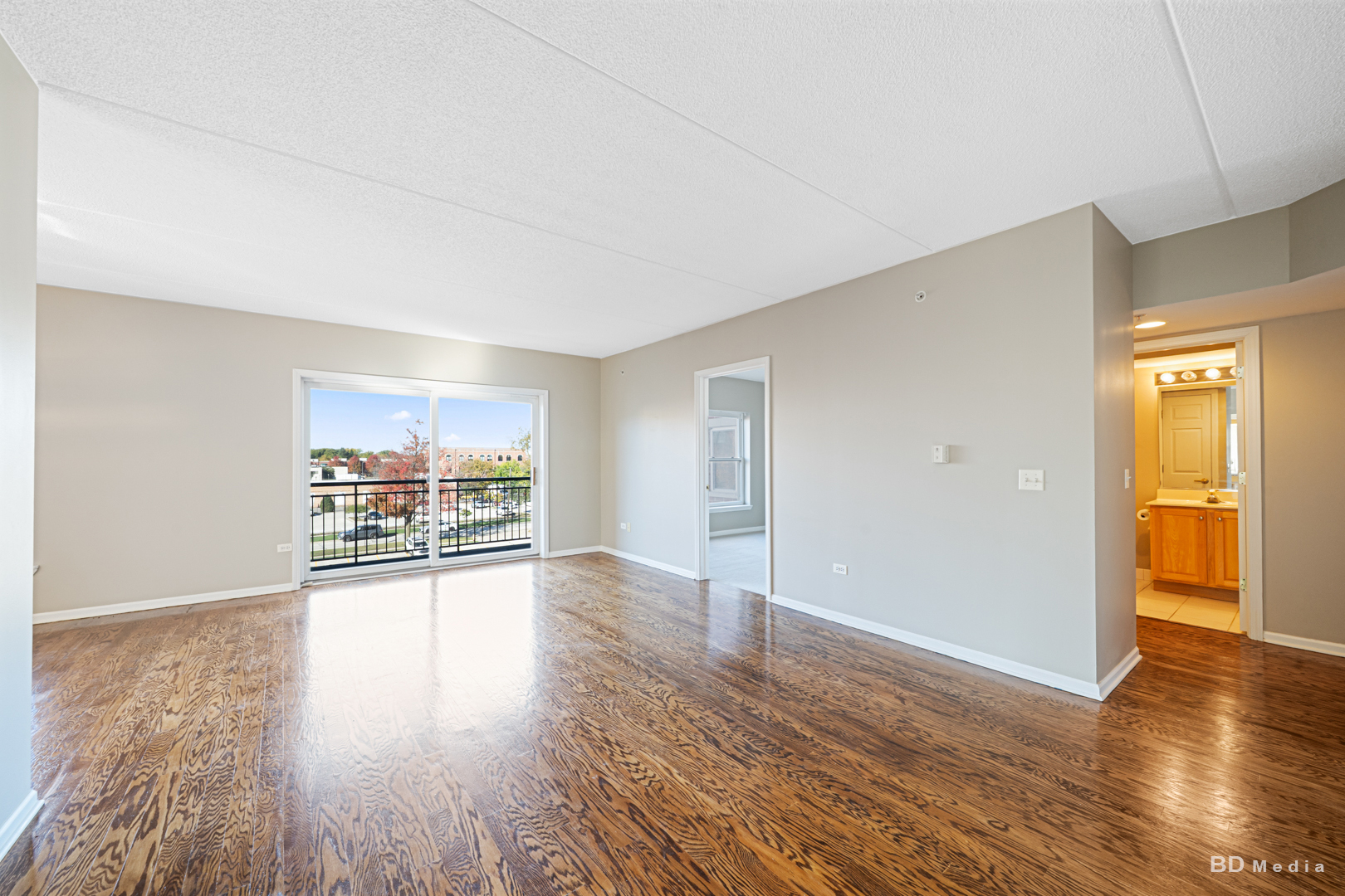 104 N Plum Grove Road #400, Palatine, IL 60067