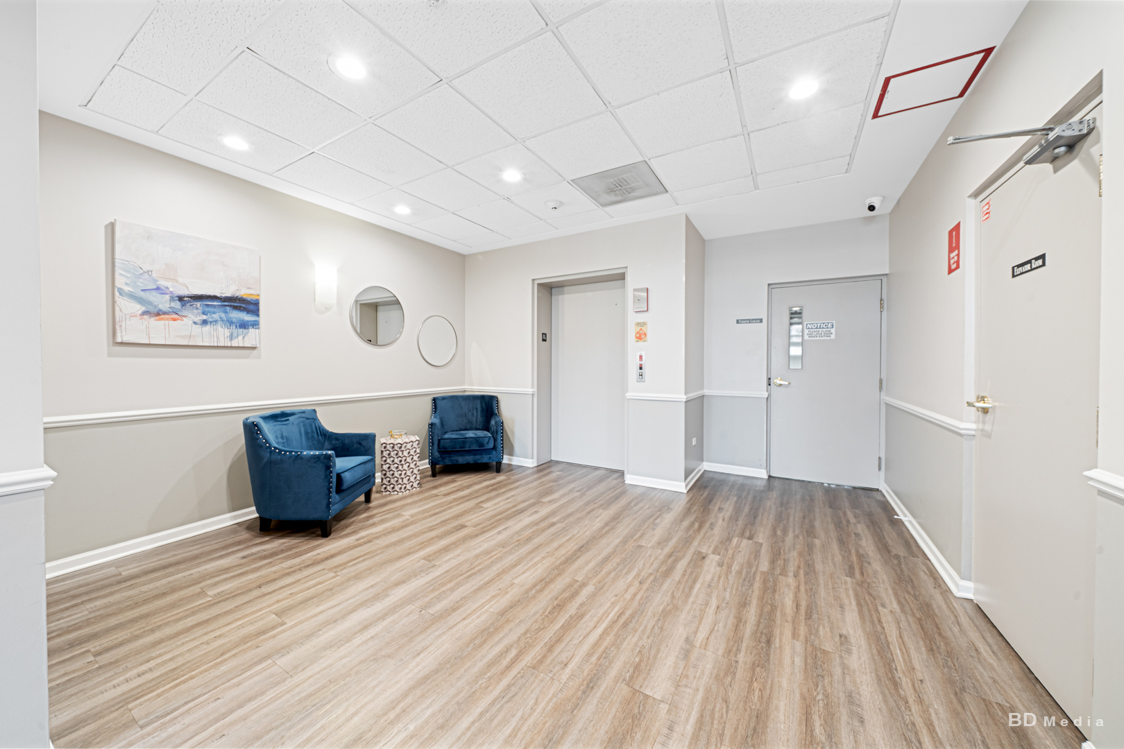 104 N Plum Grove Road #400, Palatine, IL 60067