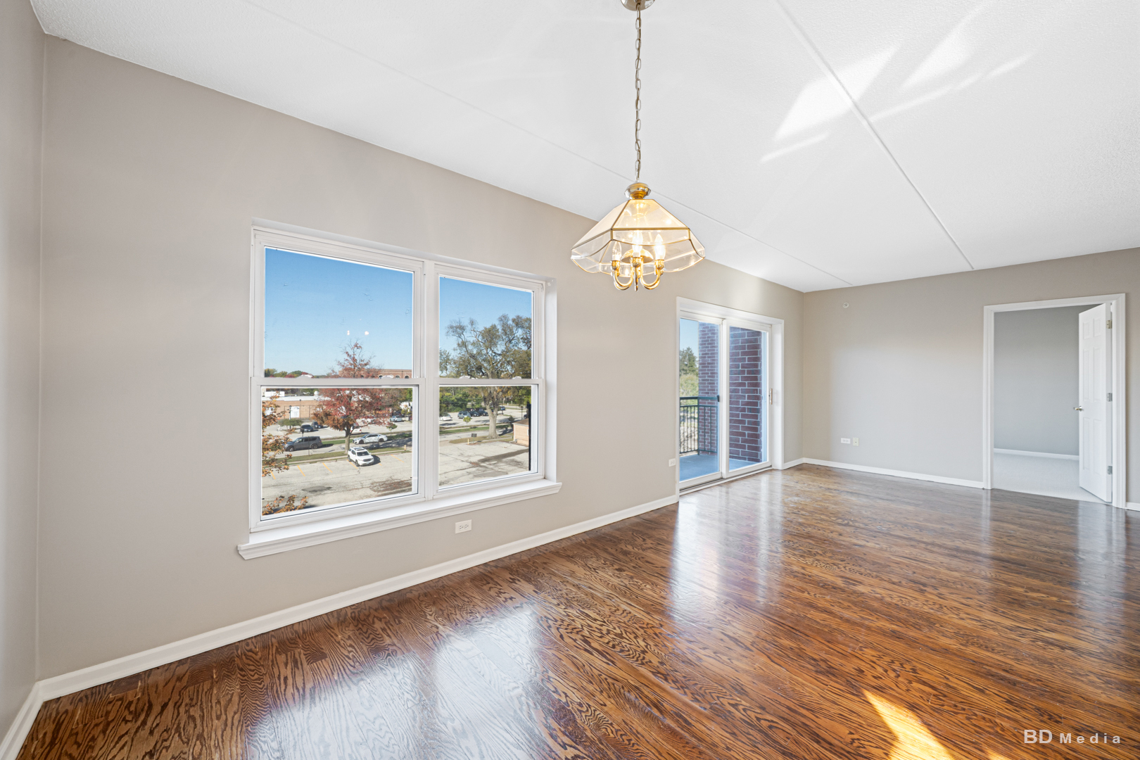 104 N Plum Grove Road #400, Palatine, IL 60067