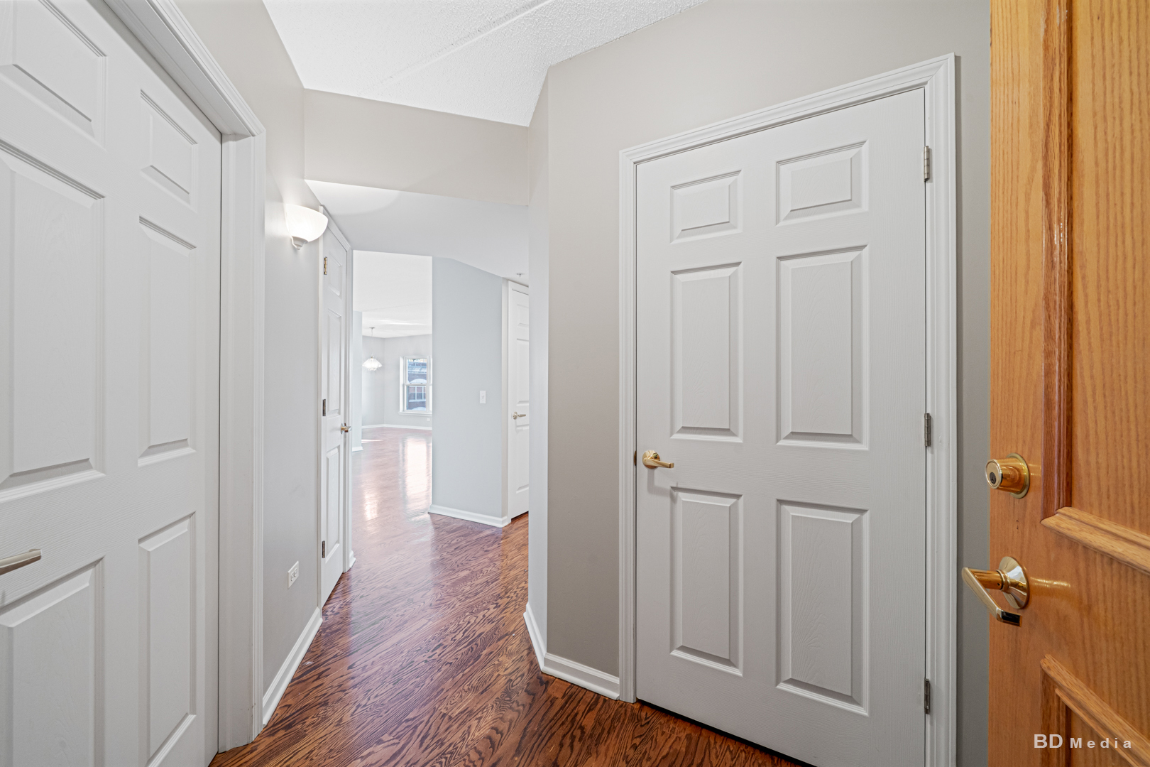 104 N Plum Grove Road #400, Palatine, IL 60067