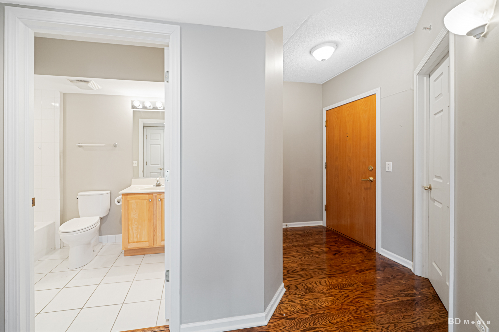 104 N Plum Grove Road #400, Palatine, IL 60067