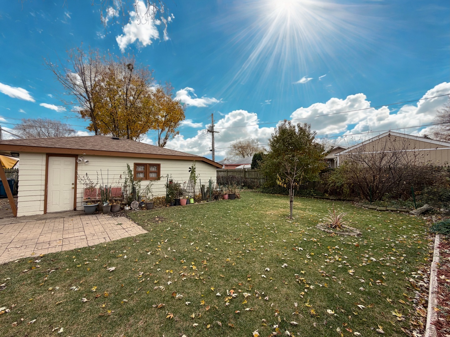 539 W Rose Avenue, Addison, IL 60101