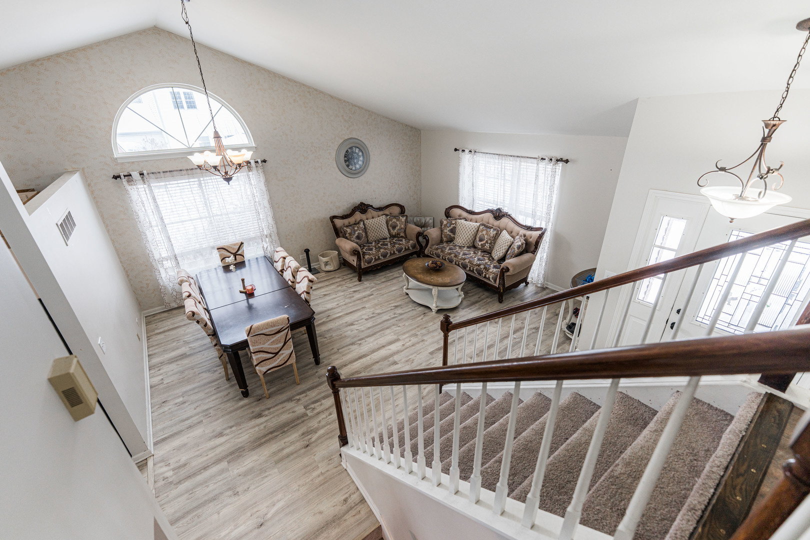 4015 Peartree Drive, Lake In The Hills, IL 60156