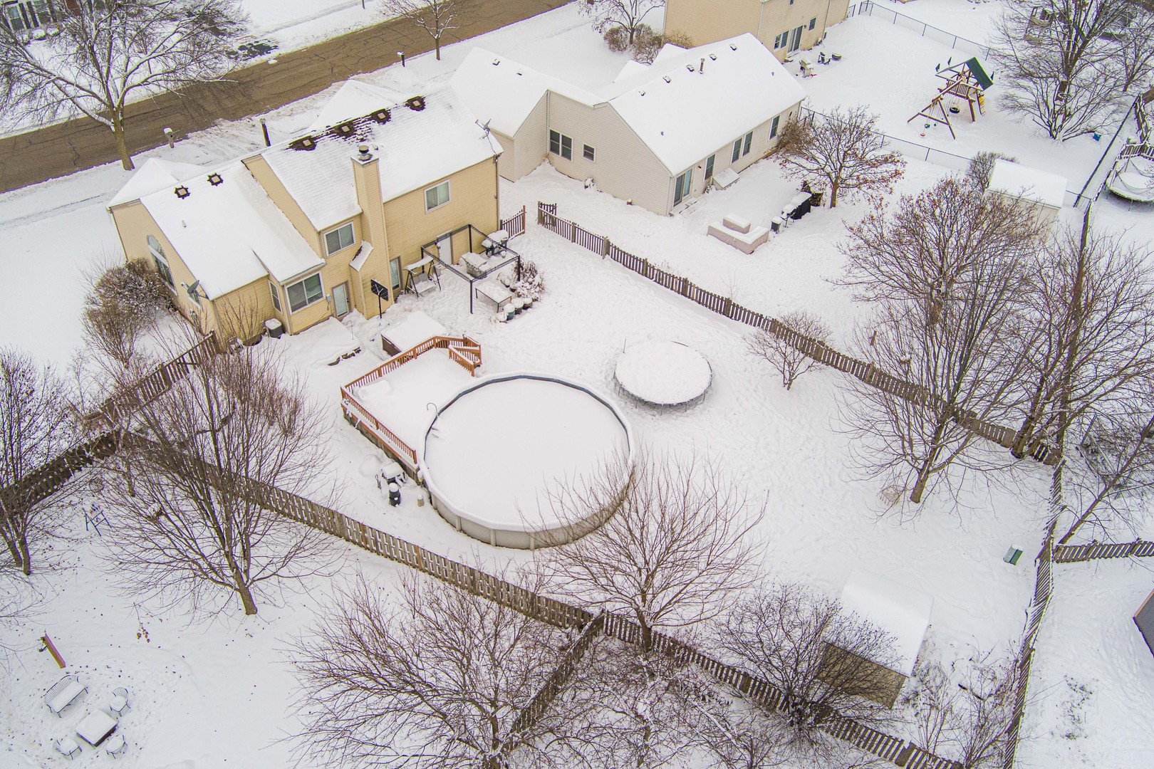 4015 Peartree Drive, Lake In The Hills, IL 60156