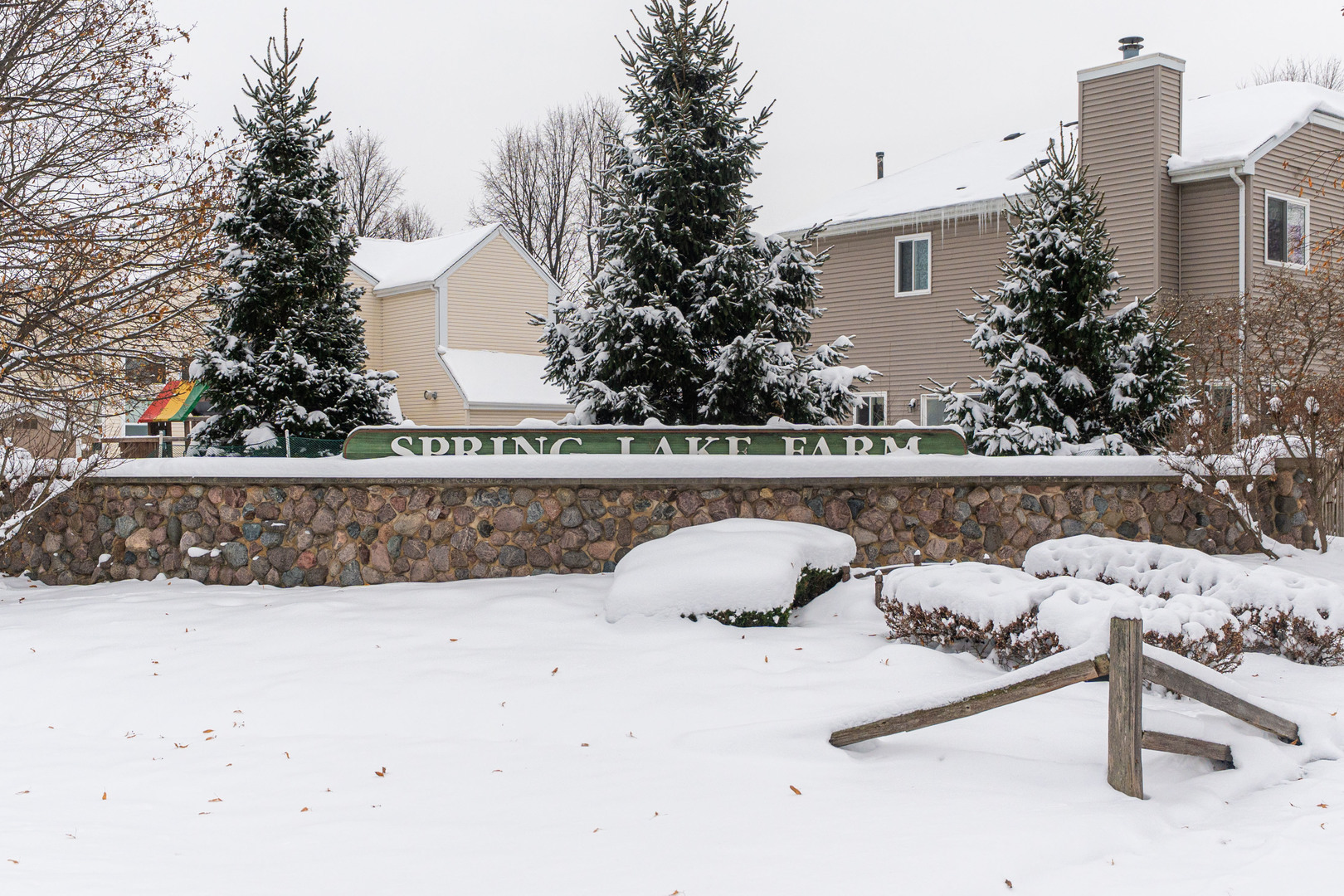 4015 Peartree Drive, Lake In The Hills, IL 60156