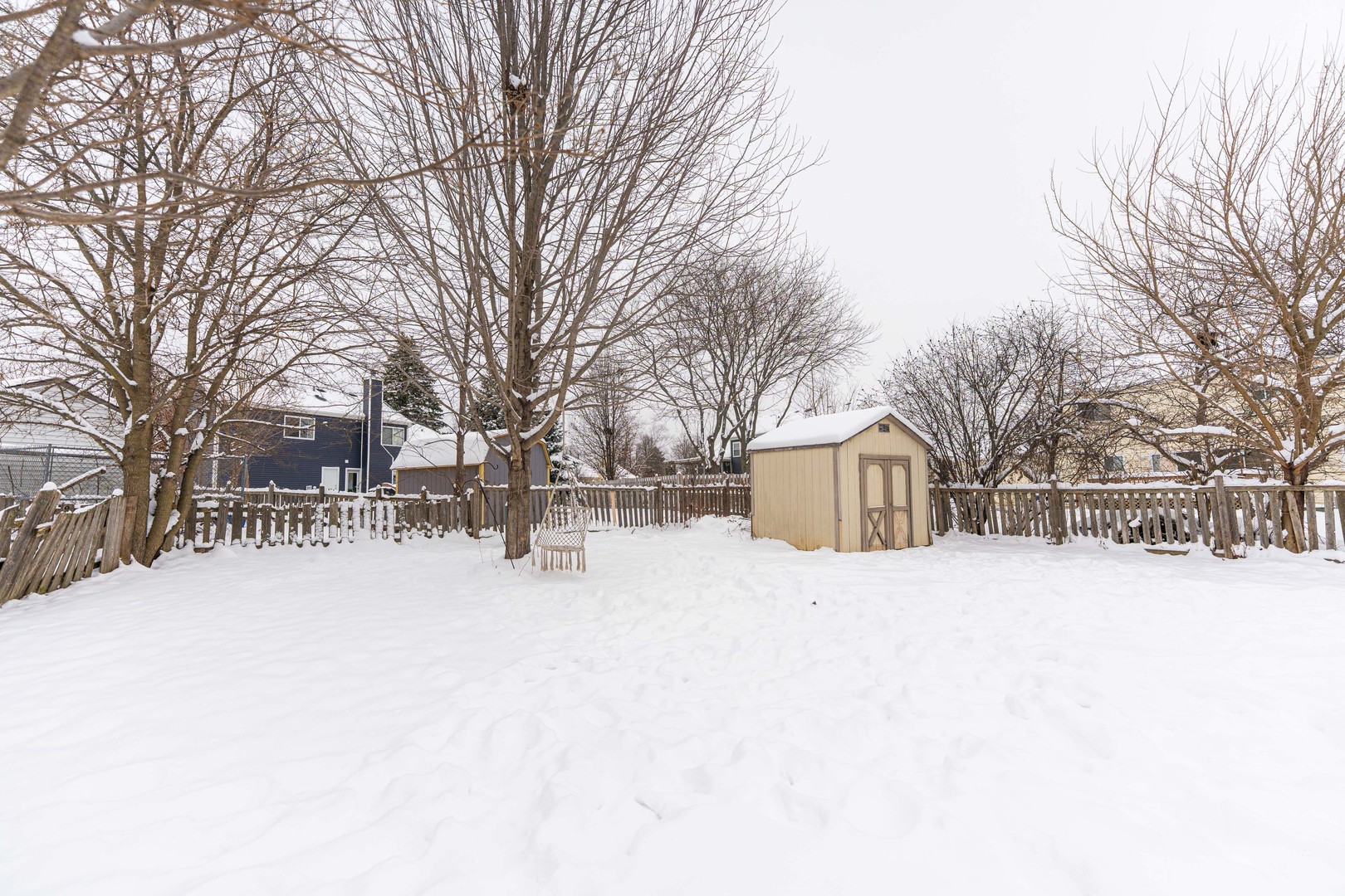 4015 Peartree Drive, Lake In The Hills, IL 60156