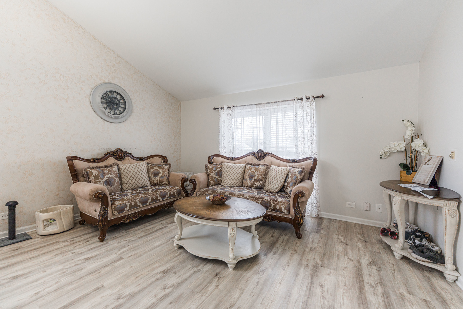 4015 Peartree Drive, Lake In The Hills, IL 60156