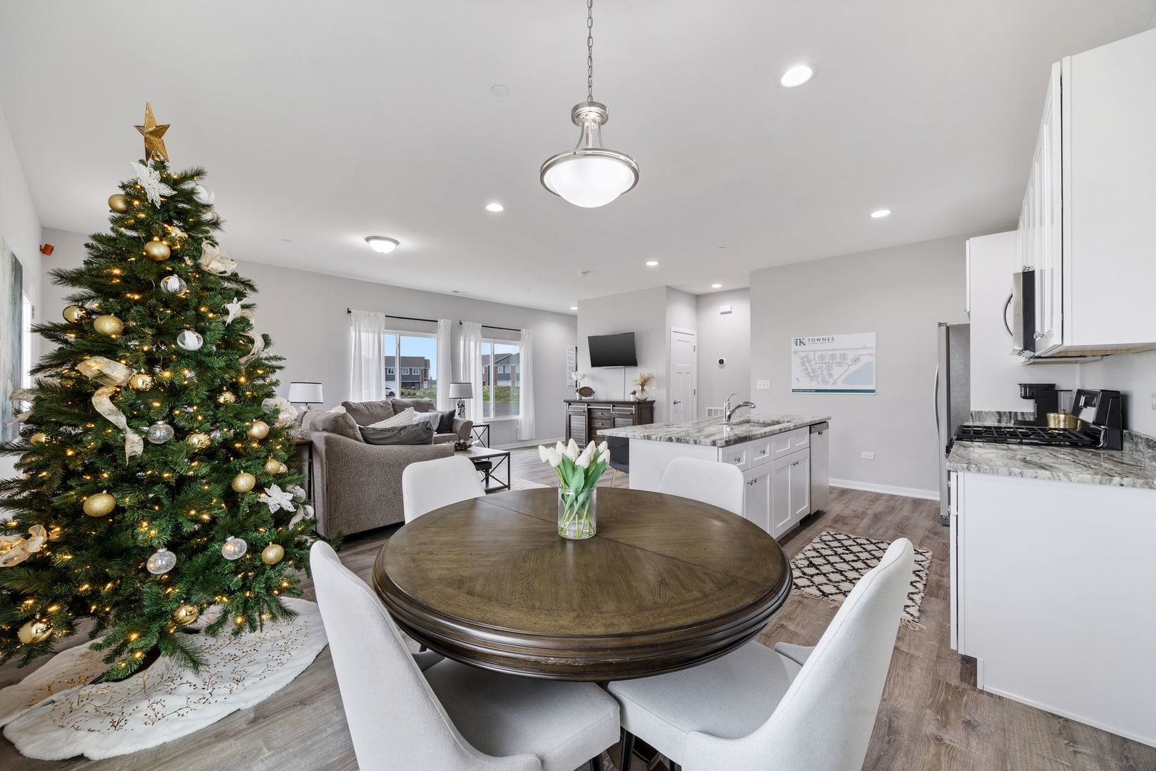 1220 Gillespie Lane, Yorkville, IL 60560