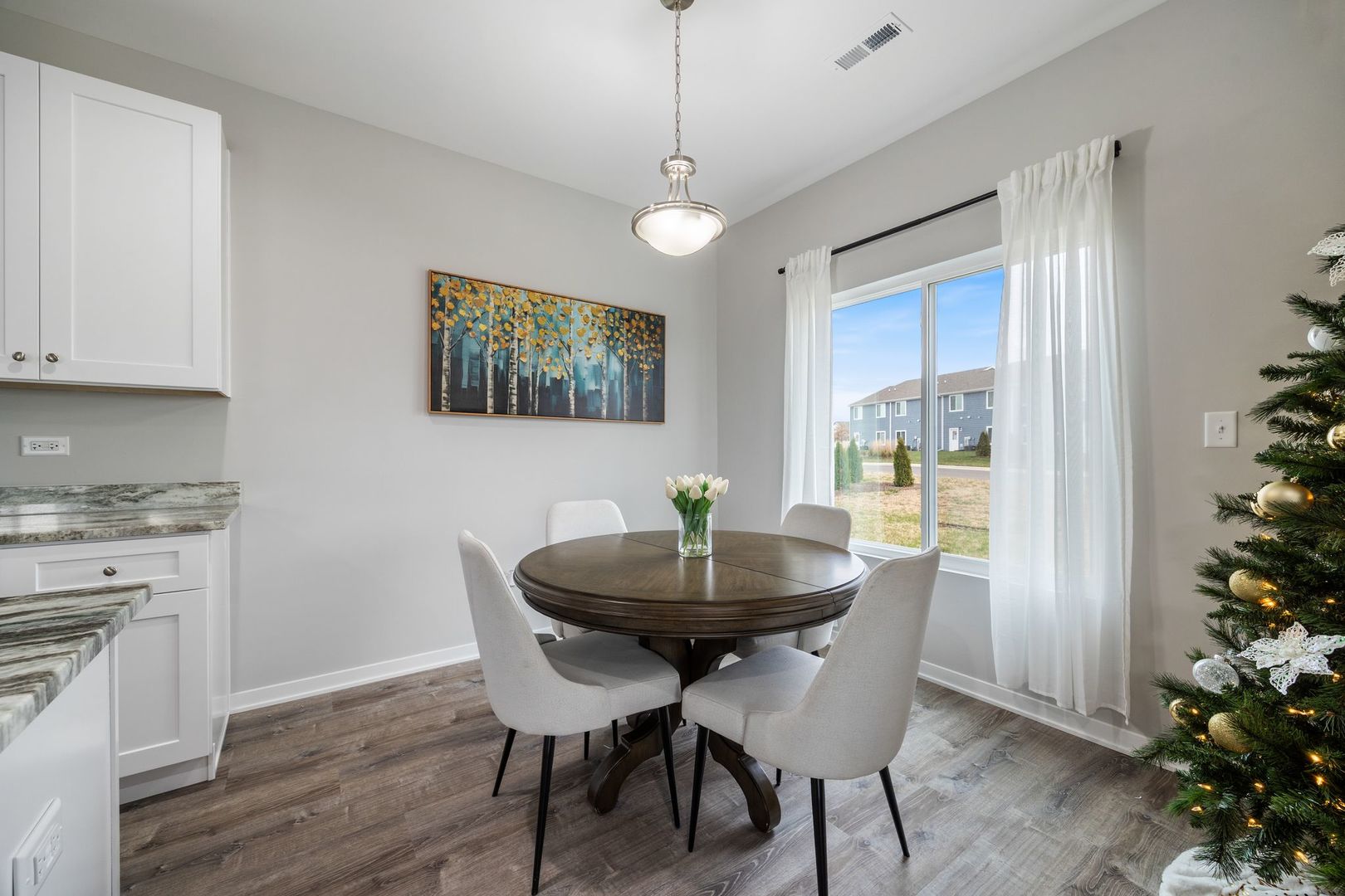 1220 Gillespie Lane, Yorkville, IL 60560