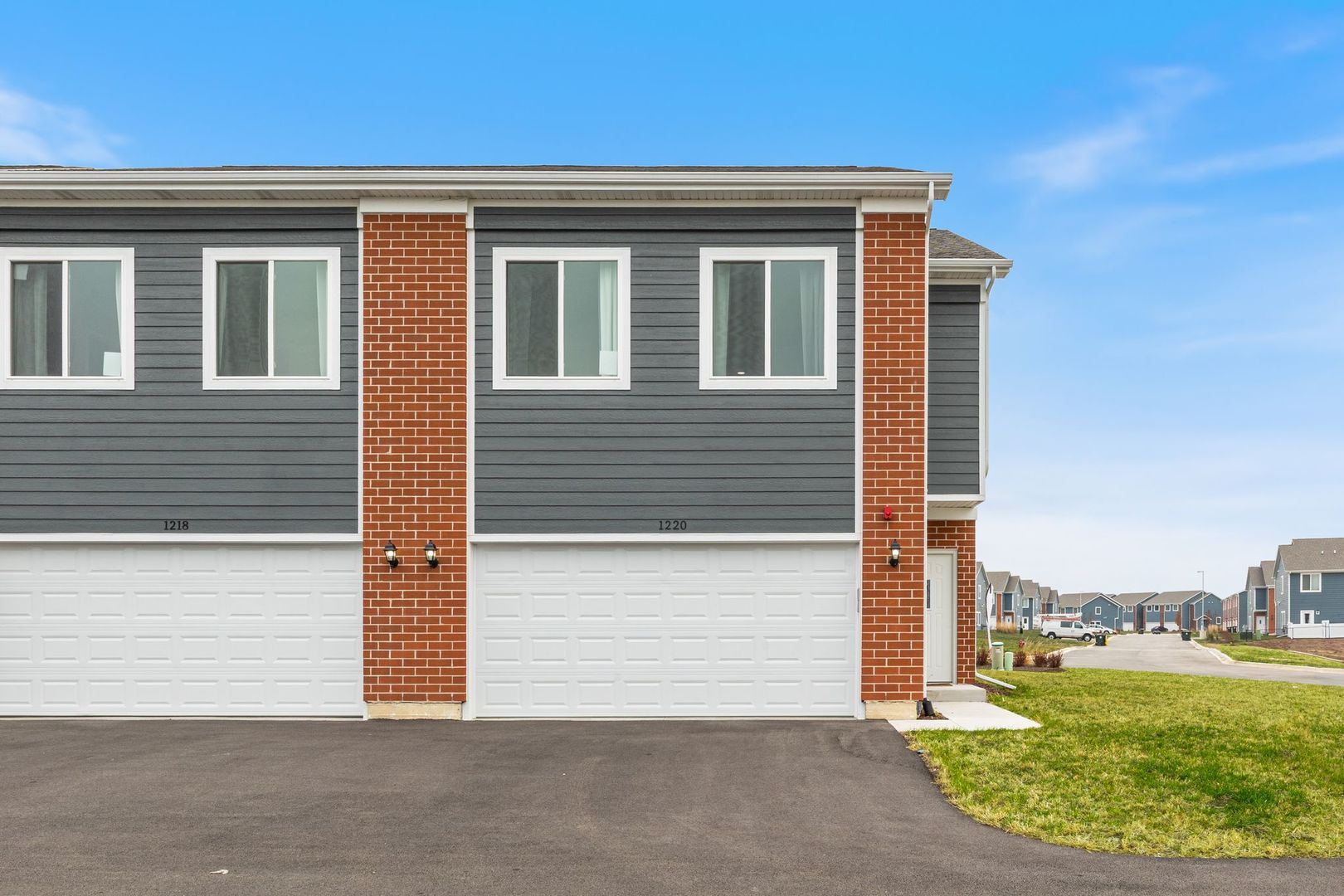 1220 Gillespie Lane, Yorkville, IL 60560