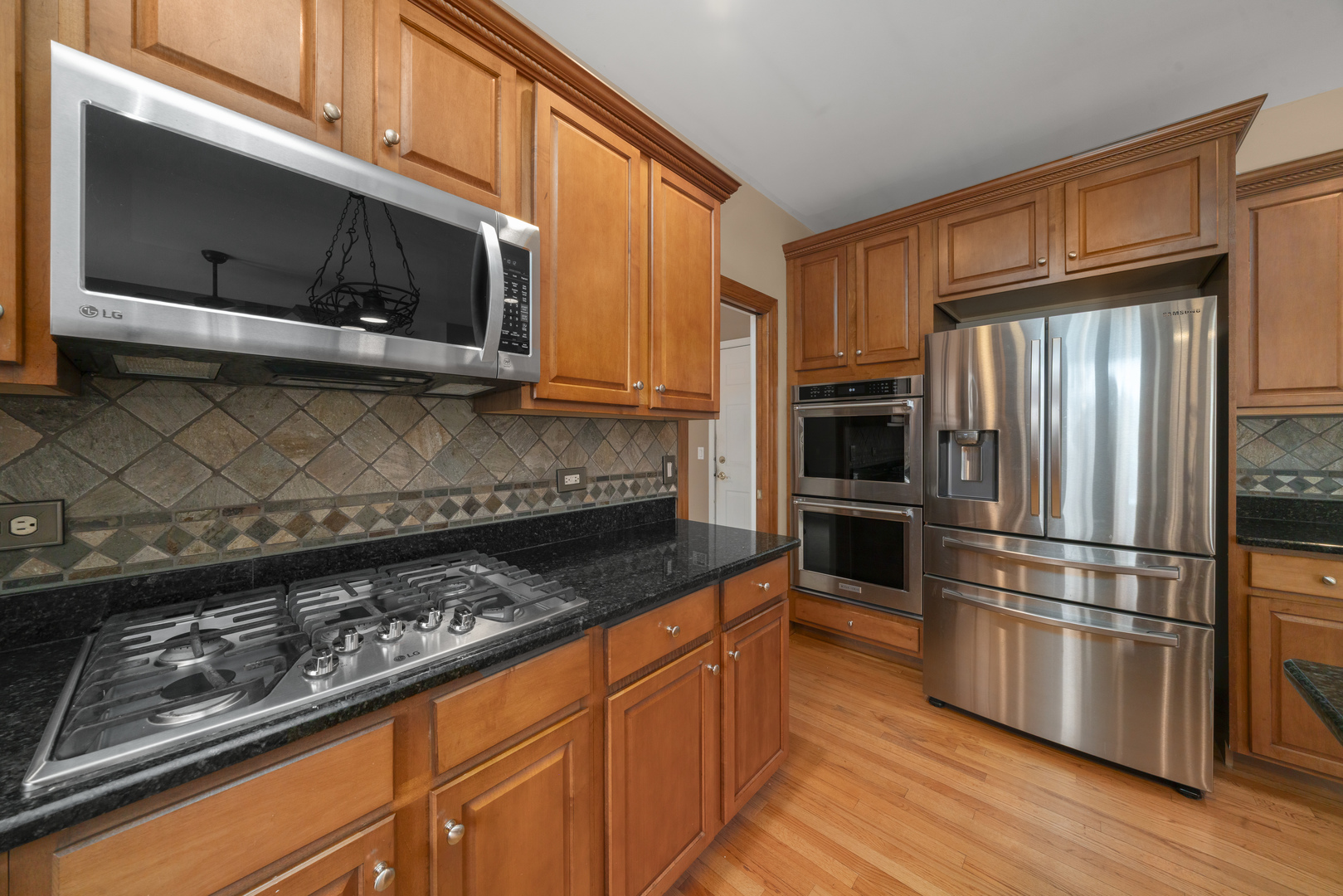 757 Merrill New Road, Sugar Grove, IL 60554