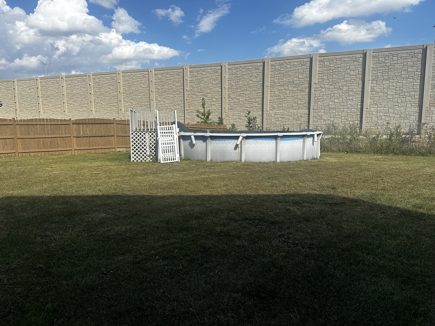 9003 Milford Court, Hickory Hills, IL 60457