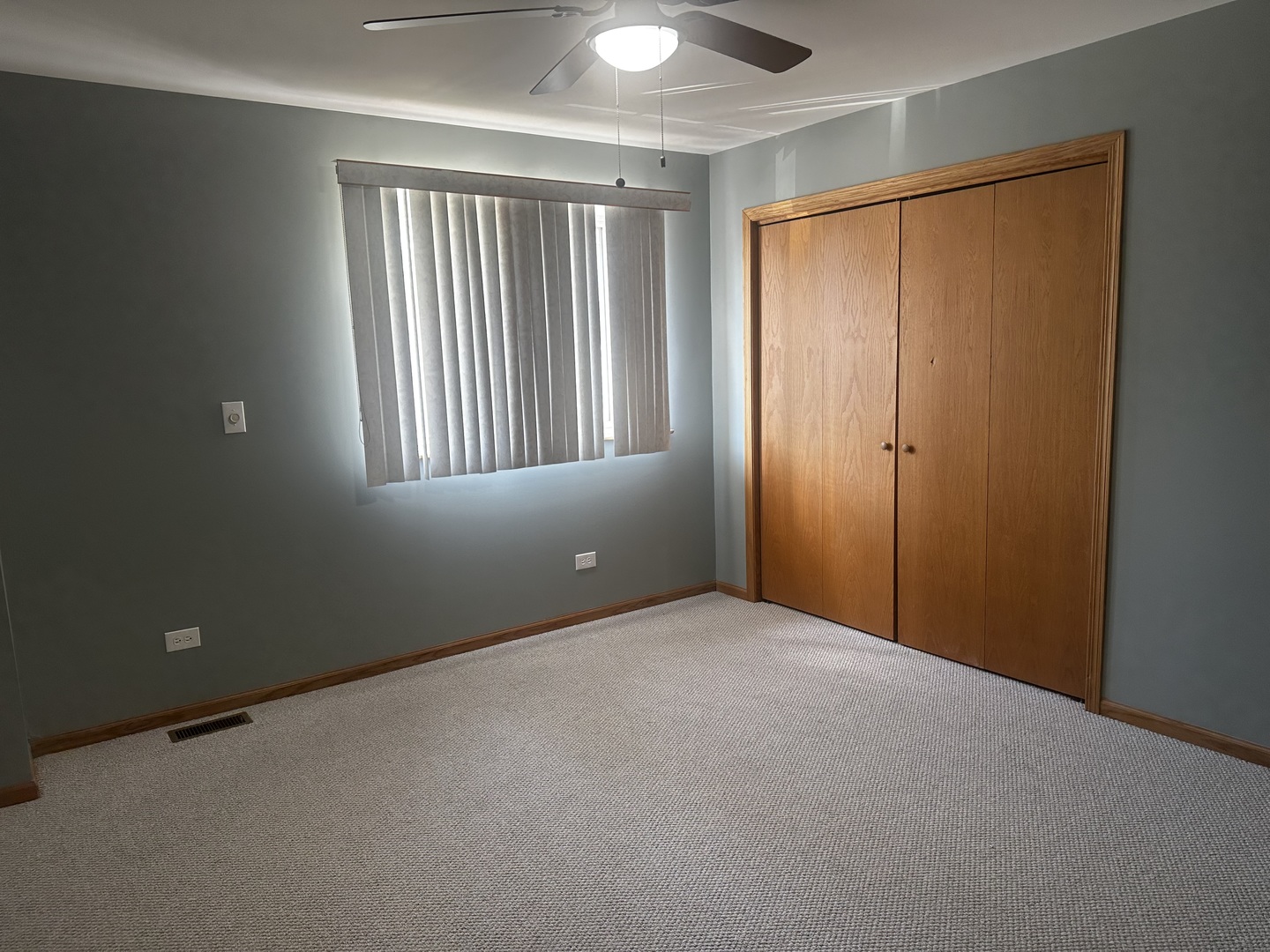 9003 Milford Court, Hickory Hills, IL 60457