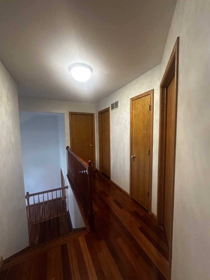 9003 Milford Court, Hickory Hills, IL 60457