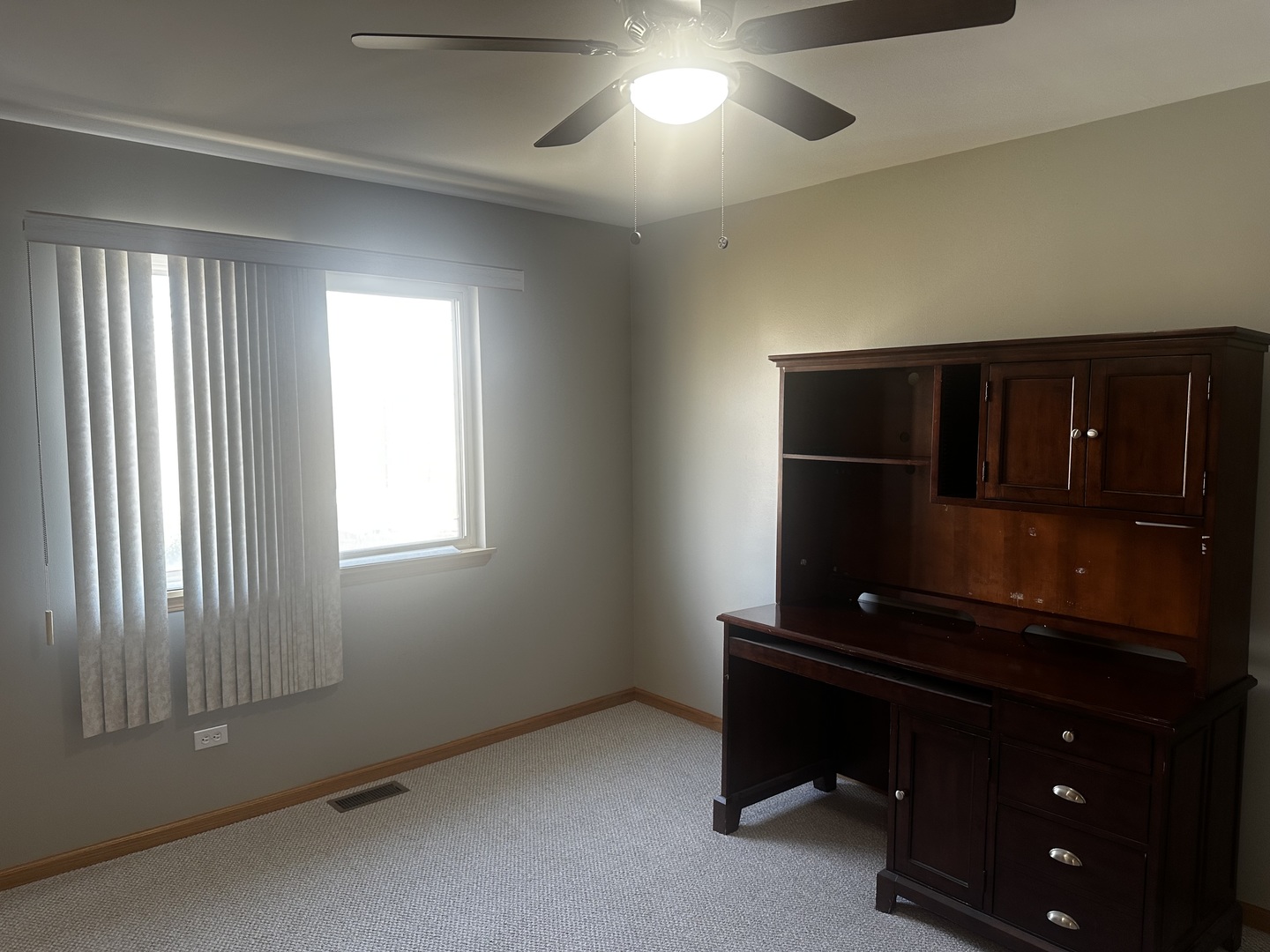 9003 Milford Court, Hickory Hills, IL 60457