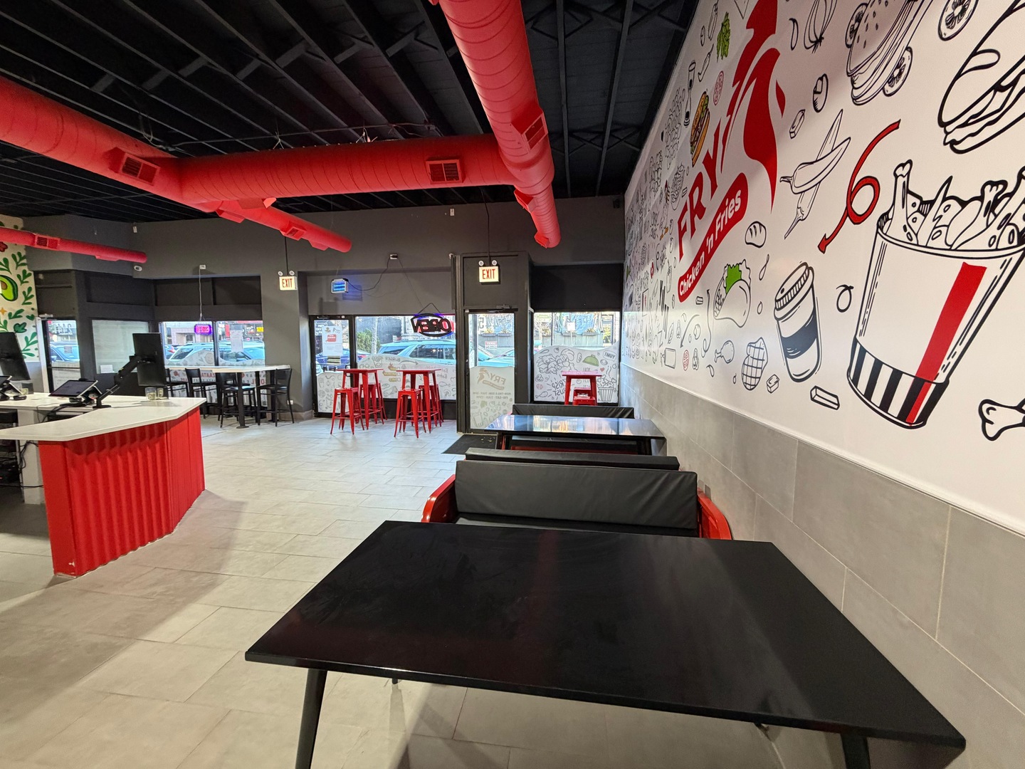 2441 N Clark Street, Chicago, IL 60614