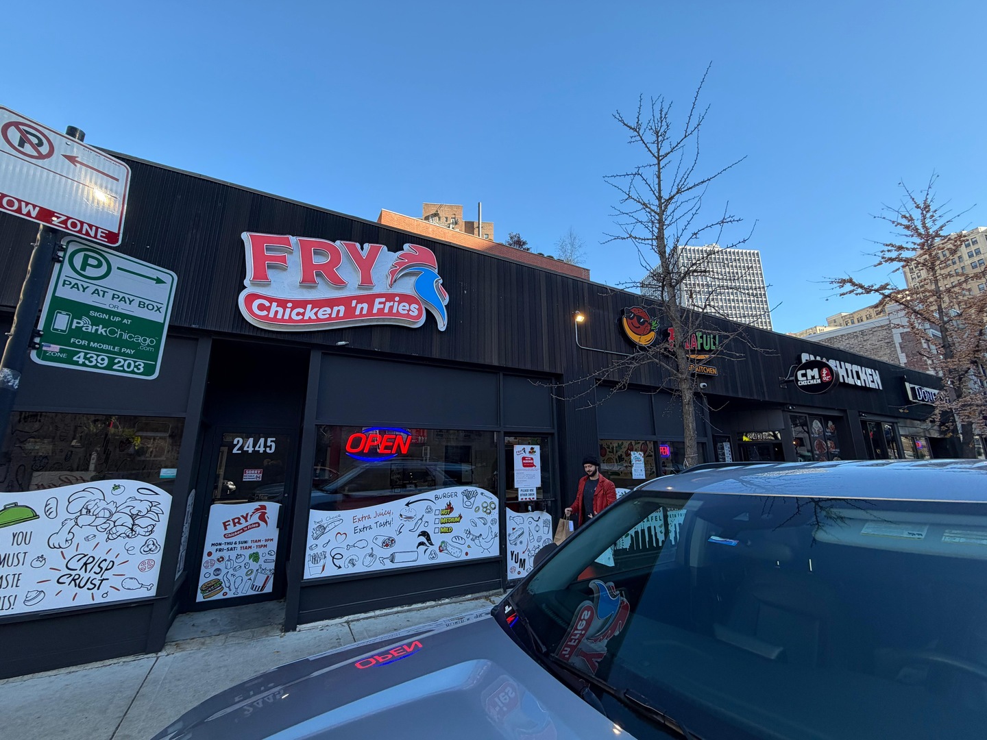 2441 N Clark Street, Chicago, IL 60614