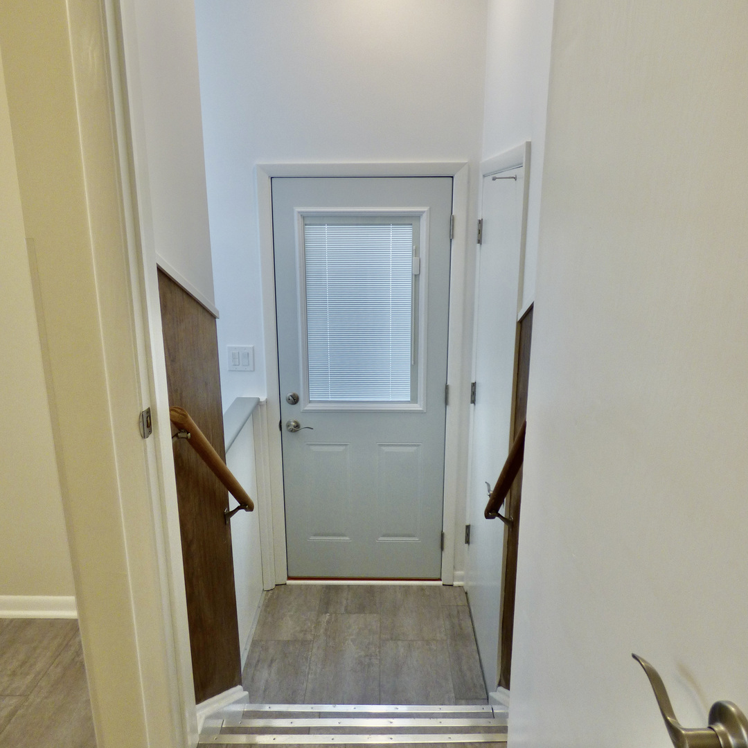 1332 W Mulloy Drive, Addison, IL 60101