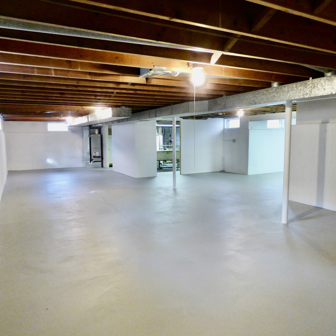 1332 W Mulloy Drive, Addison, IL 60101