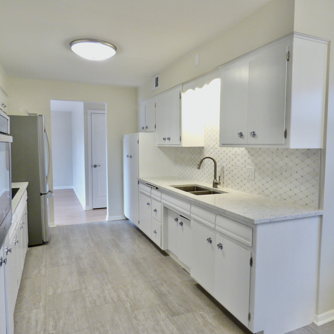 1332 W Mulloy Drive, Addison, IL 60101