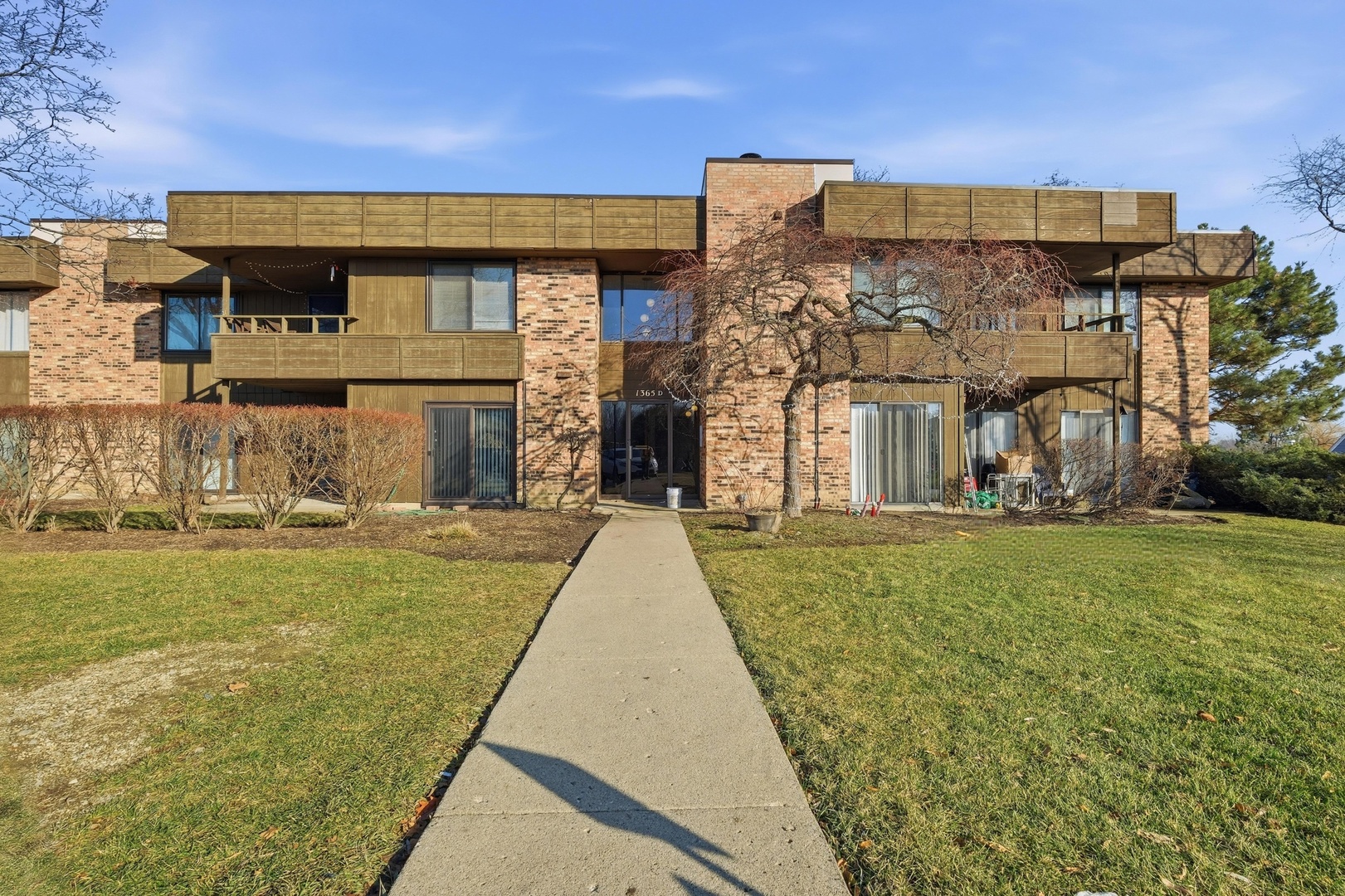 1365 N Sterling Avenue #214D, Palatine, IL 60067