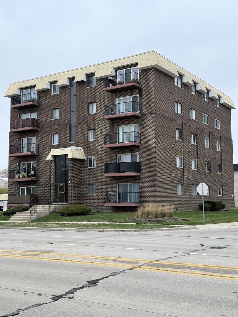 10424 Central Avenue #3NE, Oak Lawn, IL 60453